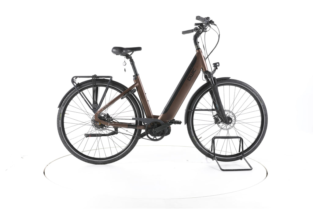 QWIC Premium i MN7+ City E-Bike Tiefeinsteiger - Image 1