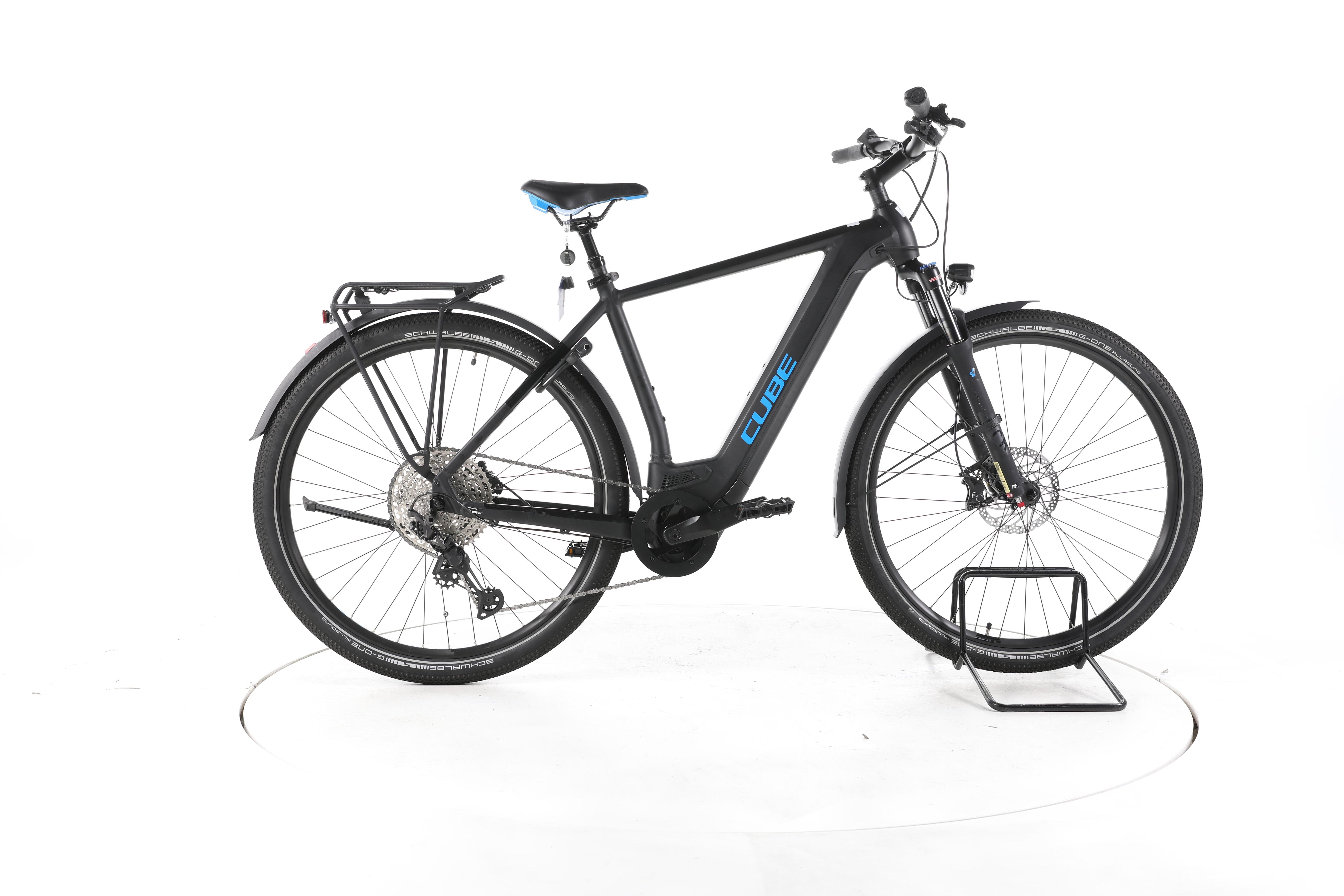 Cube Cross Hybrid Race Allroad Trekking E-Bike - Image 1