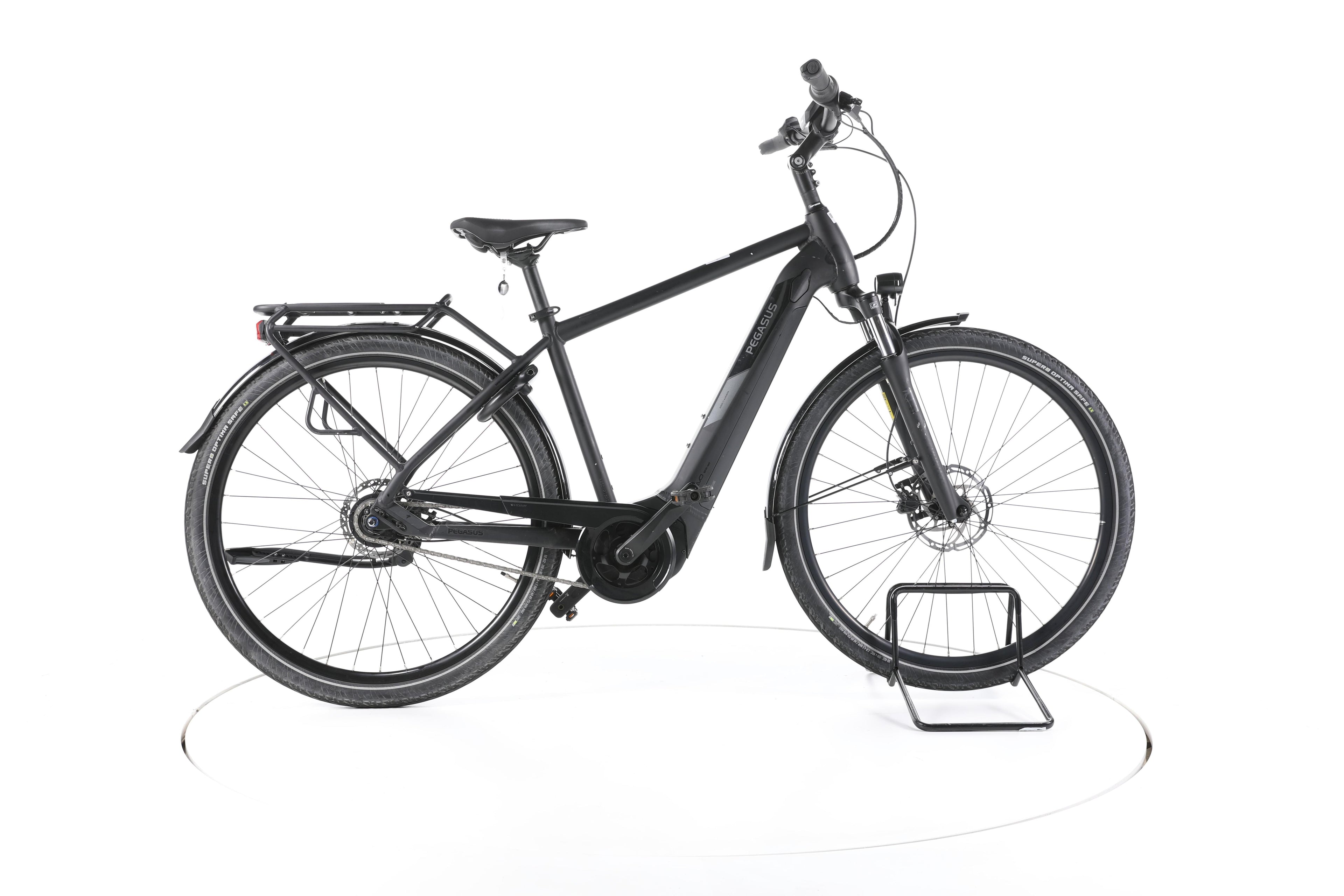 Pegasus Solero Evo 8R City E-Bike - Image 1
