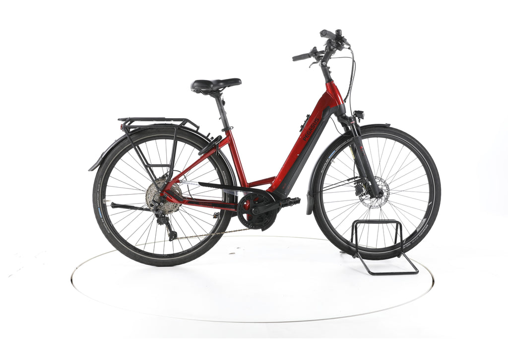 Pegasus Premio EVO 10 Lite Trekking E-Bike Tiefeinsteiger - Image 1