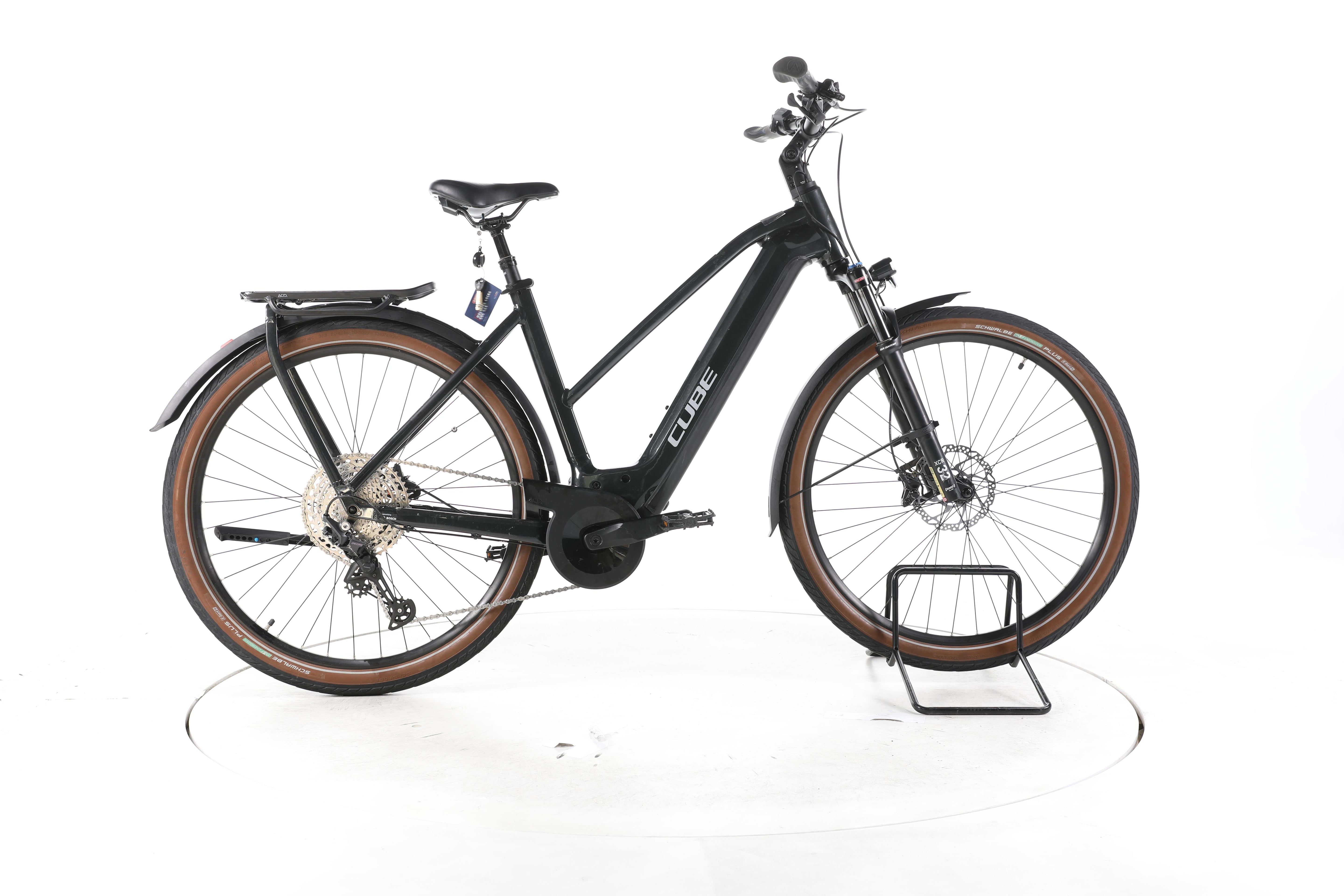 Cube Kathmandu Hybrid EXC Trekking E-Bike - Image 1