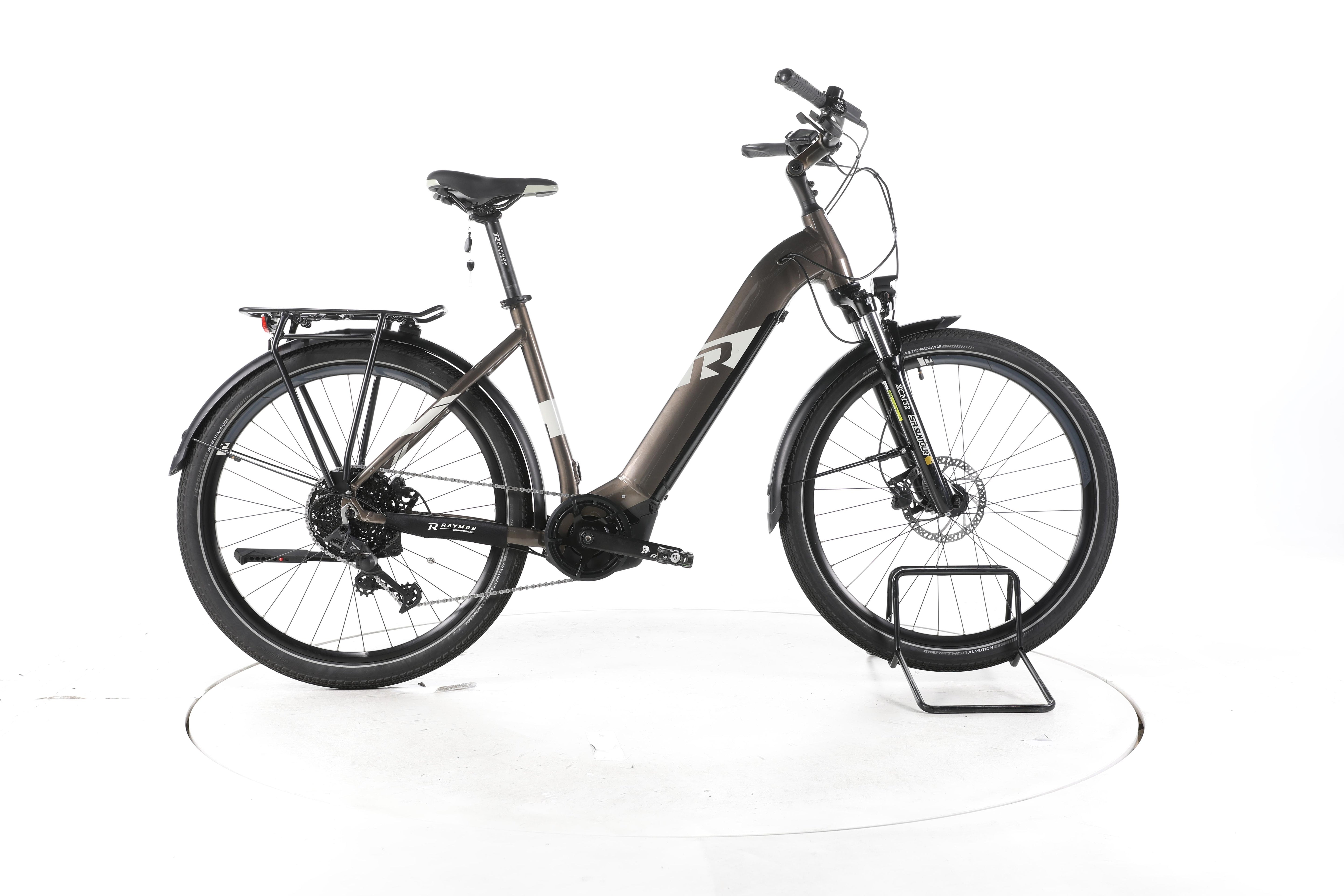 R Raymon TourRay E 5.0 Trekking E-Bike Tiefeinsteiger - Image 1