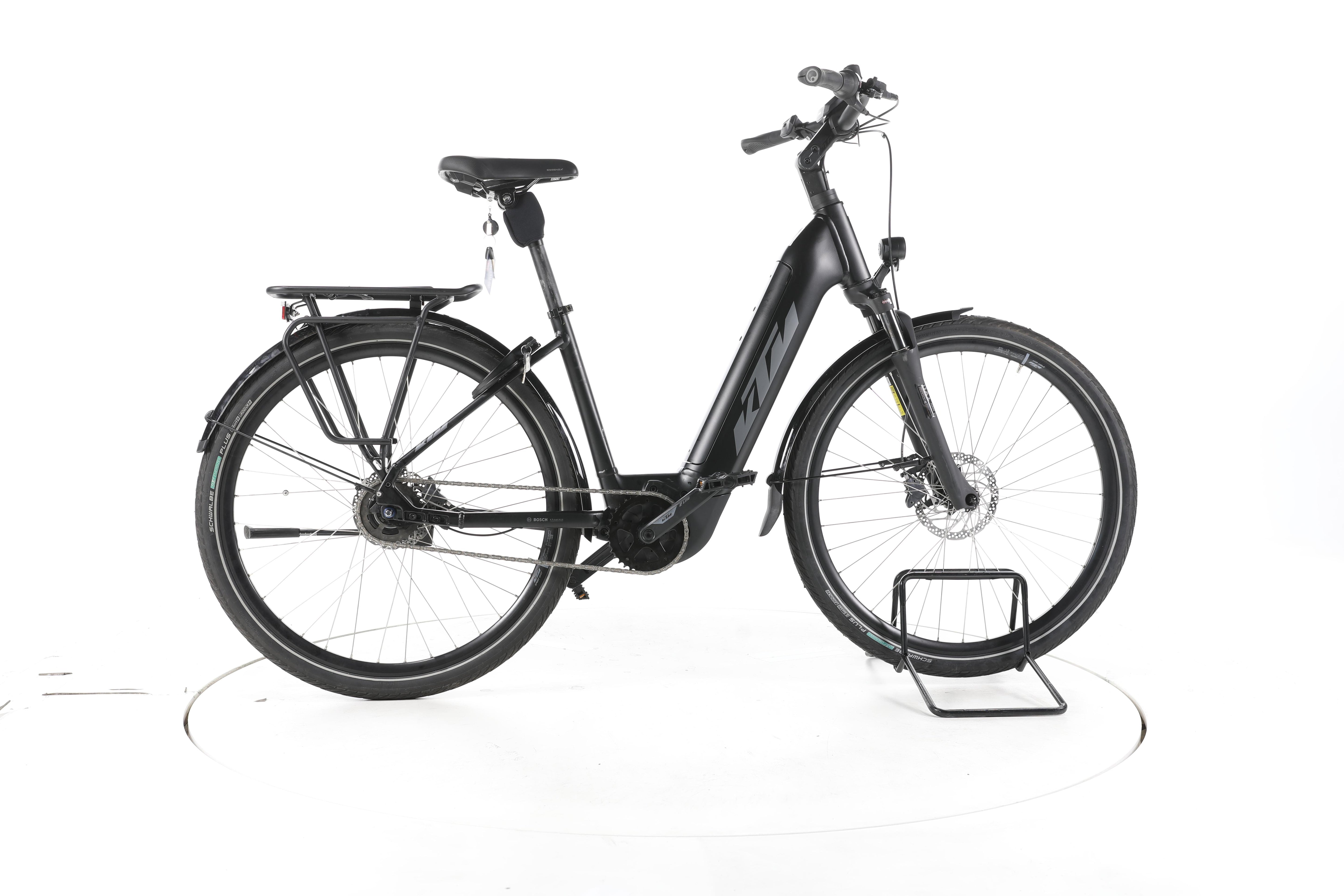 KTM Cento 5 Trekking E-Bike Tiefeinsteiger - Image 1