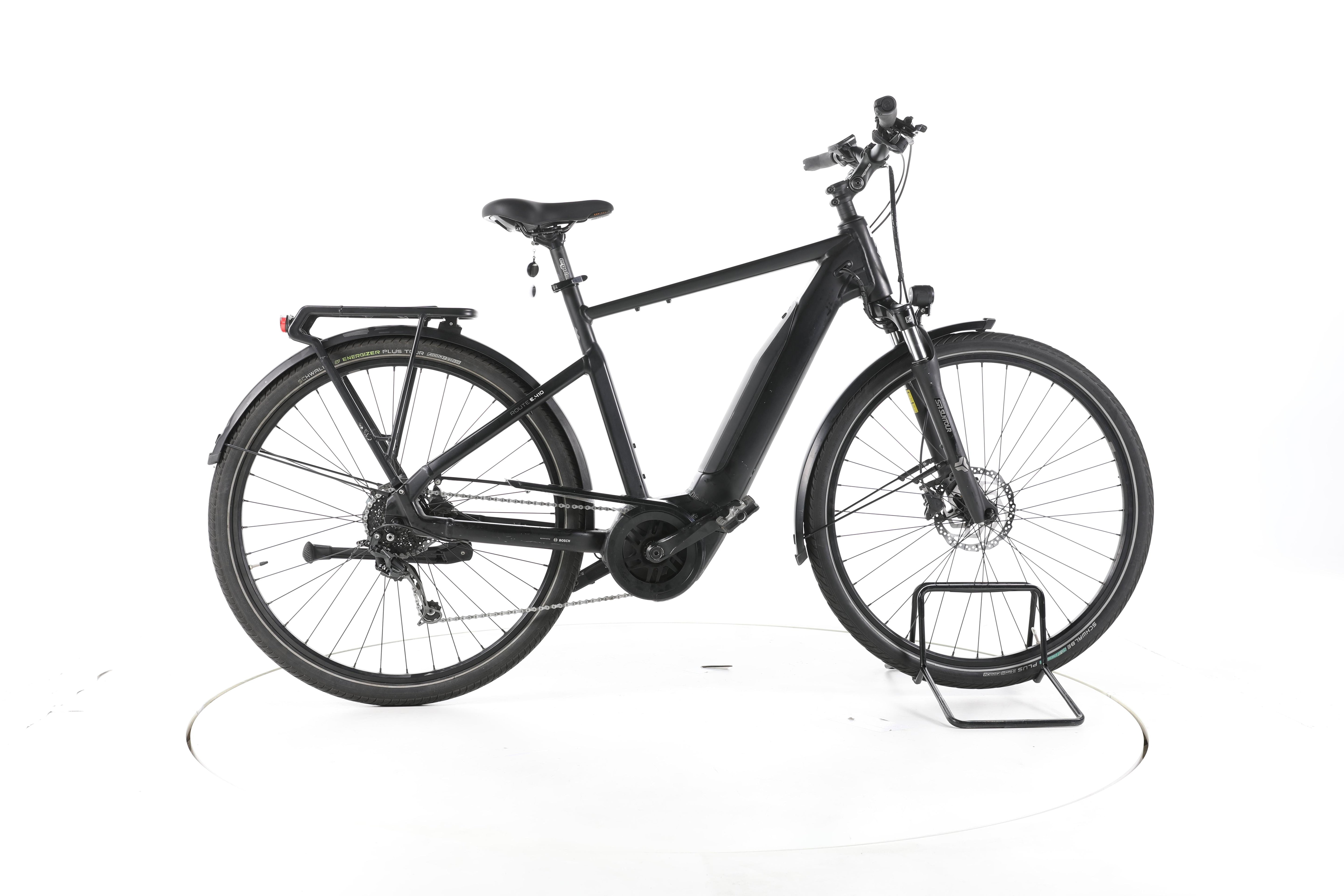 Carver Route E.410 Trekking E-Bike - Image 1