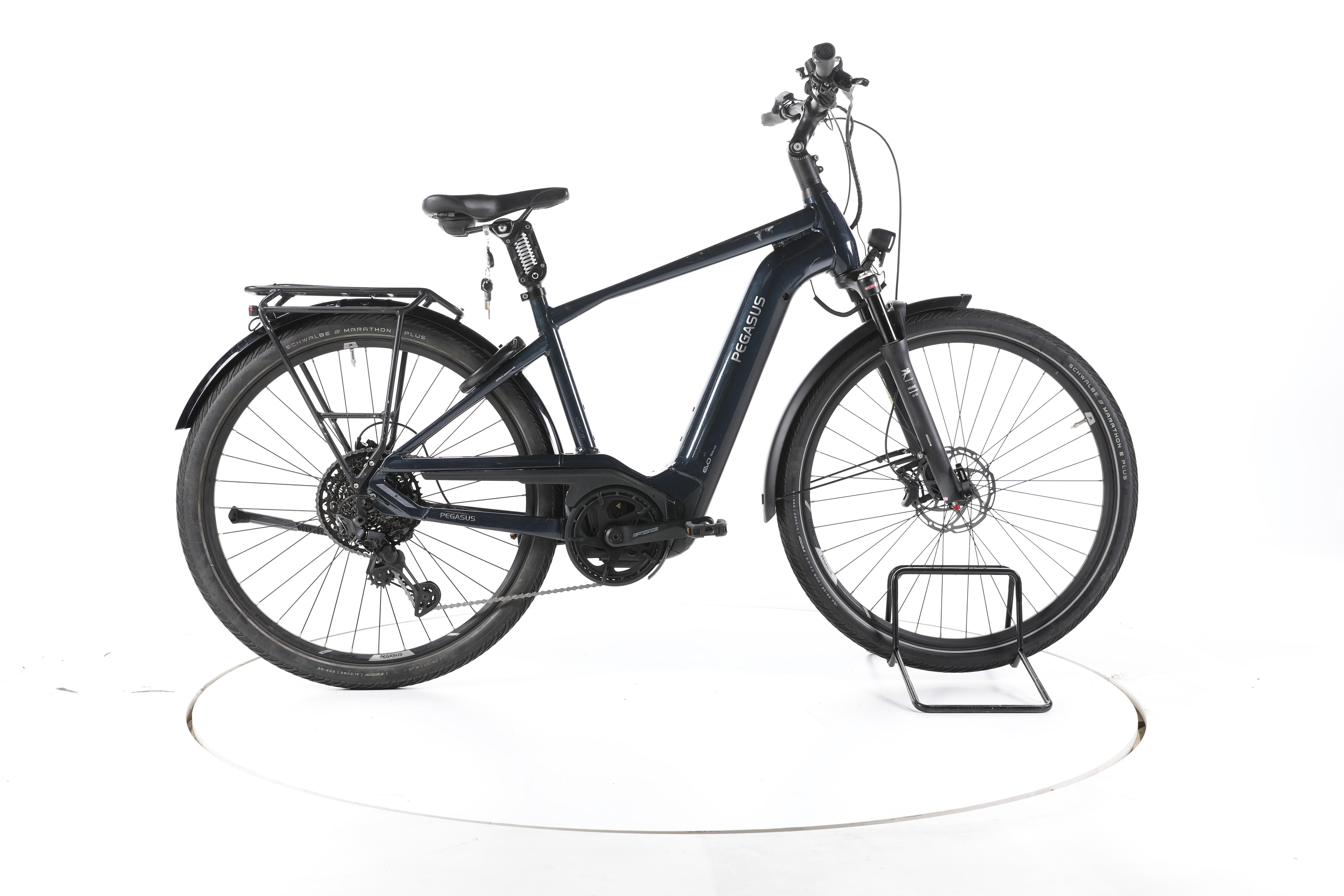 Pegasus Premio EVO 11 "40 Years" Trekking E-Bike - Image 1