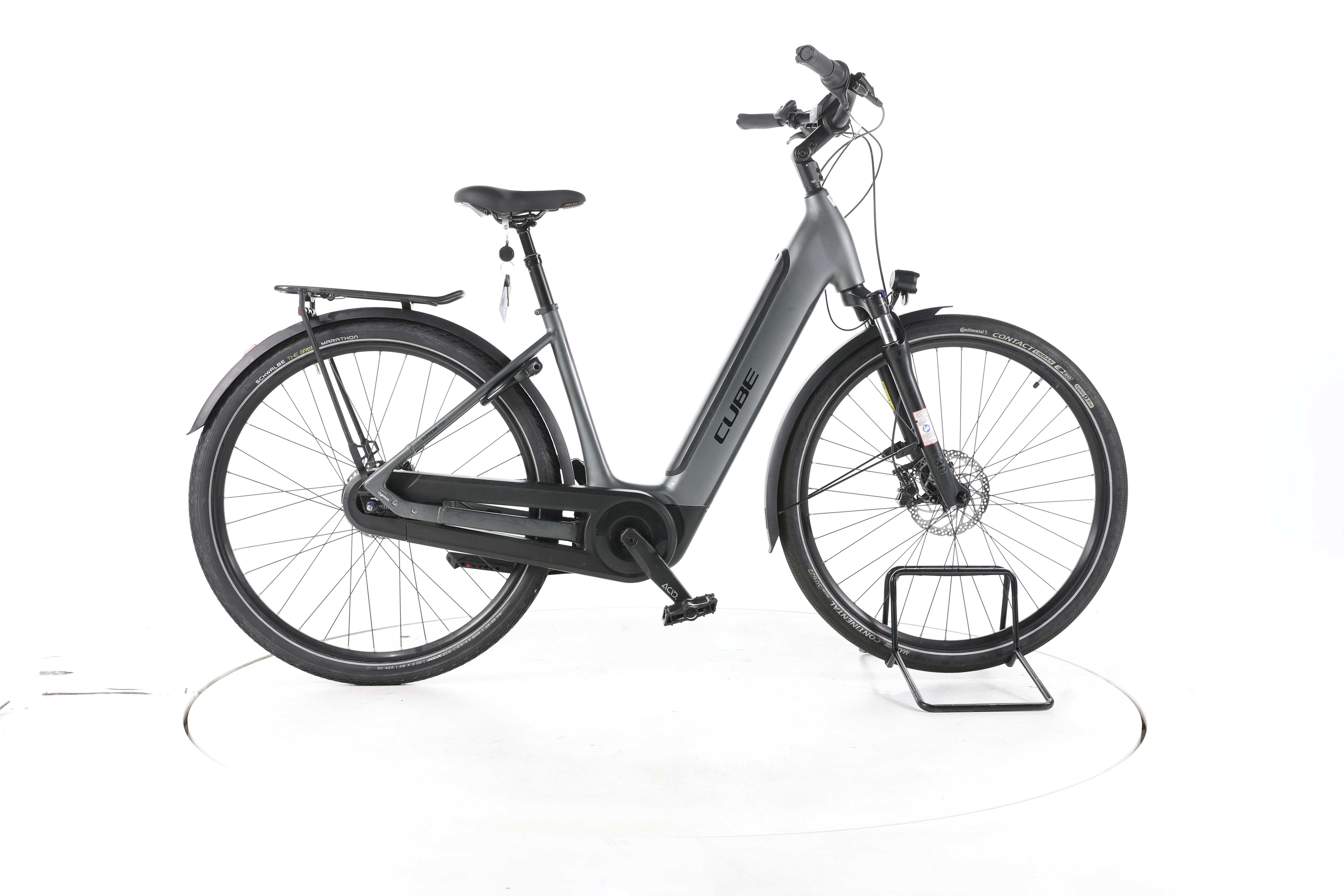 Cube Cube Supreme RT Hybrid Pro Trekking E-Bike Tiefeinsteiger - Image 1