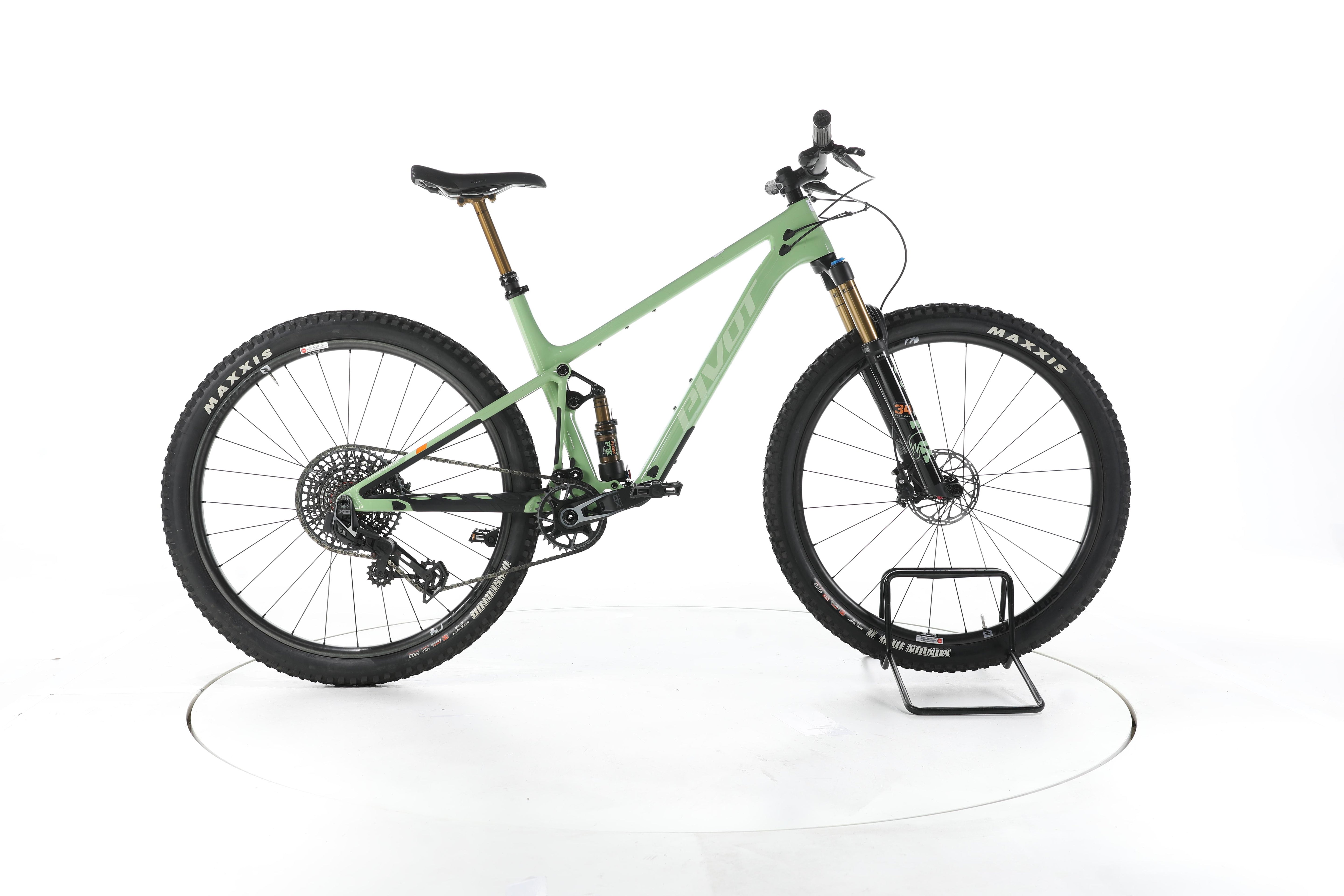 Pivot Cycles Mach 4 SL - Image 1