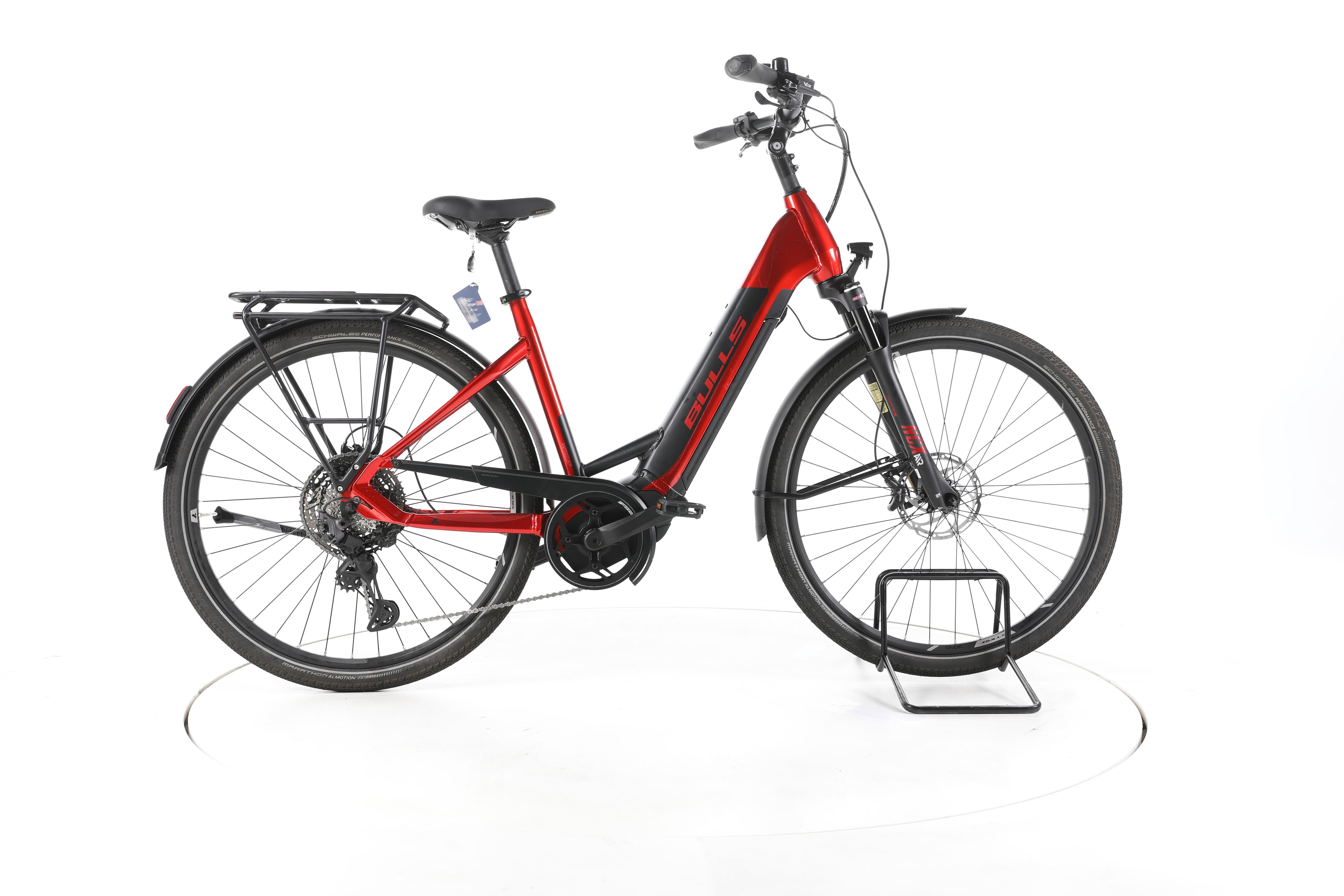 Bulls Lacuba EVO 11 Trekking E-Bike Tiefeinsteiger - Image 1