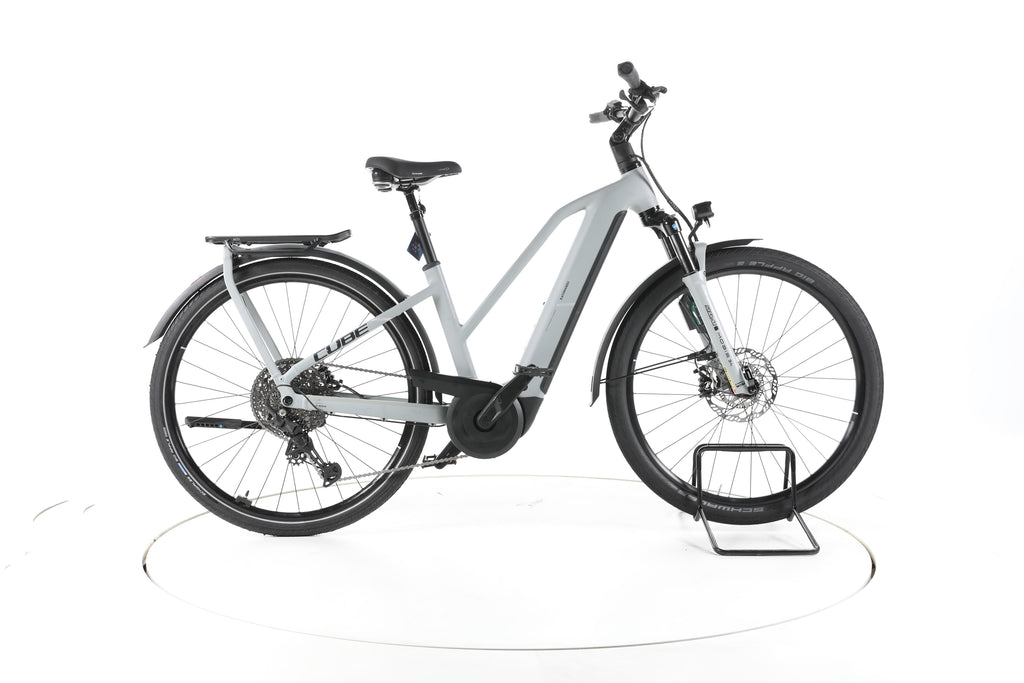 Cube Kathmandu Hybrid EX Trekking E-Bike 2025 - Image 1