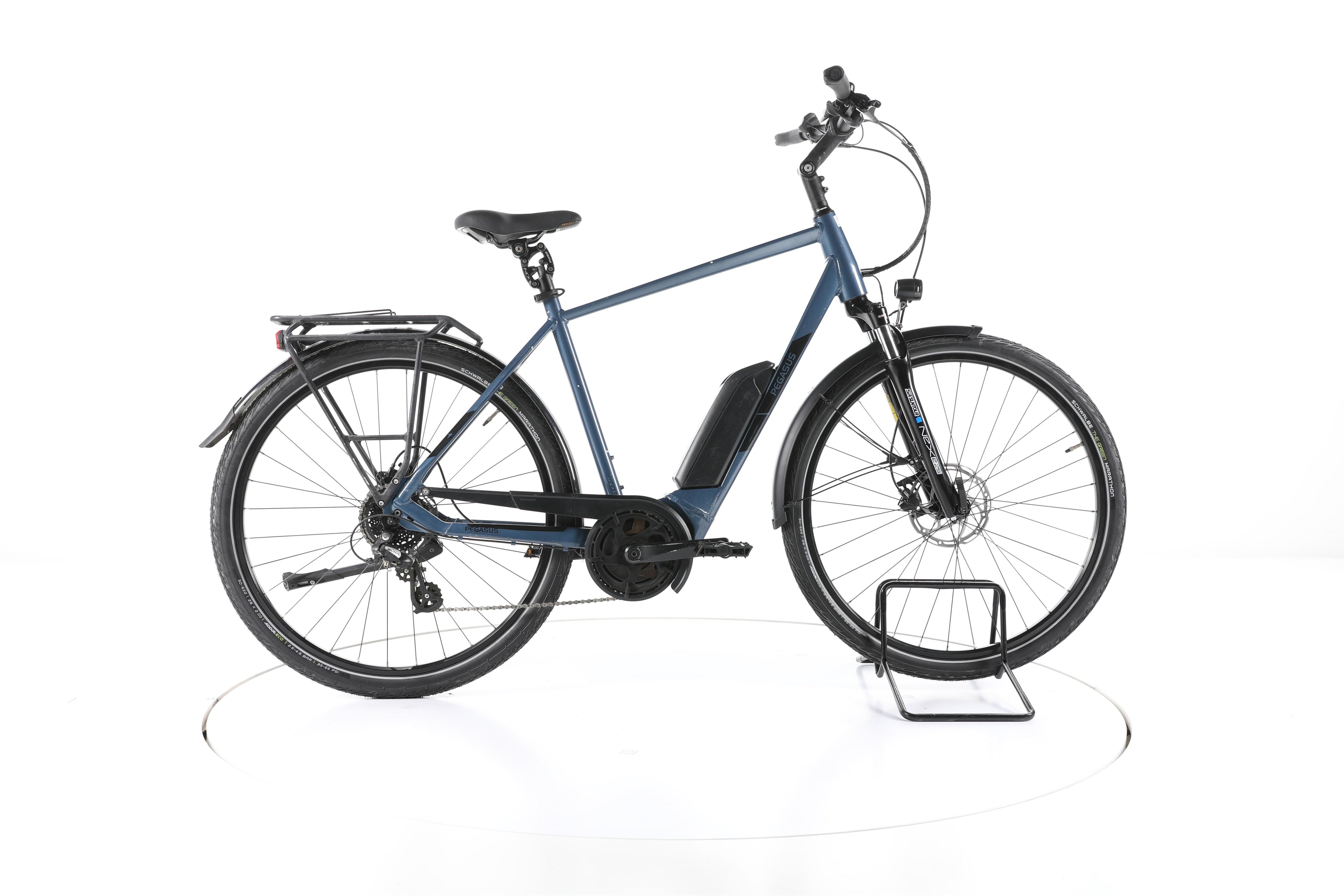 Pegasus Solero E8 Sport Performance Trekking E-Bike - Image 1