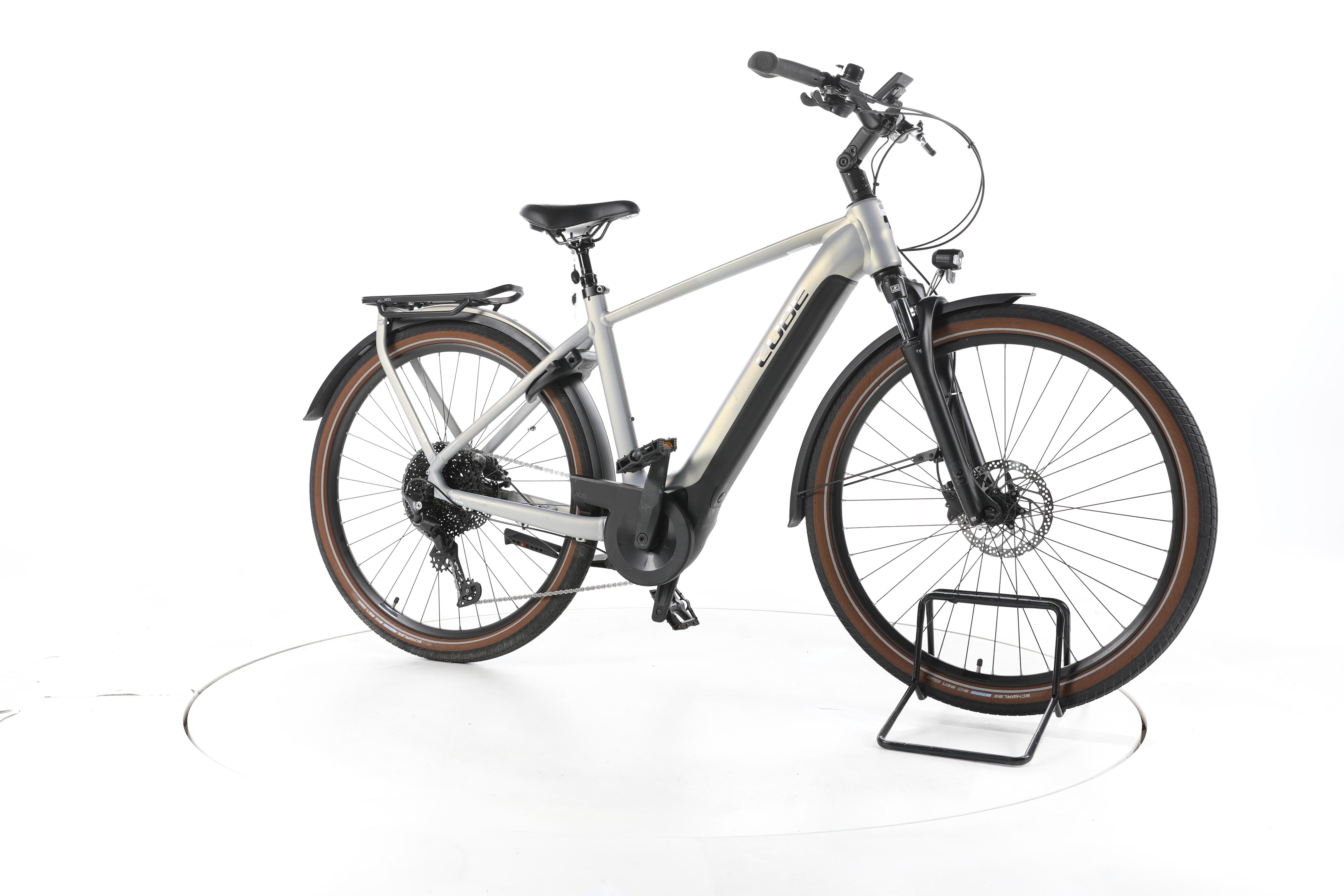 Cube Touring Pro 635 Trekking E-Bike - Image 2