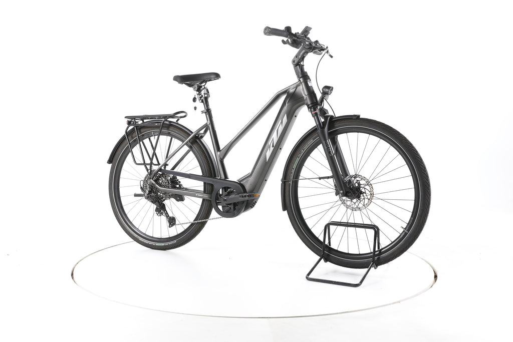 KTM Macina Limited Trekking E-Bike - Image 2