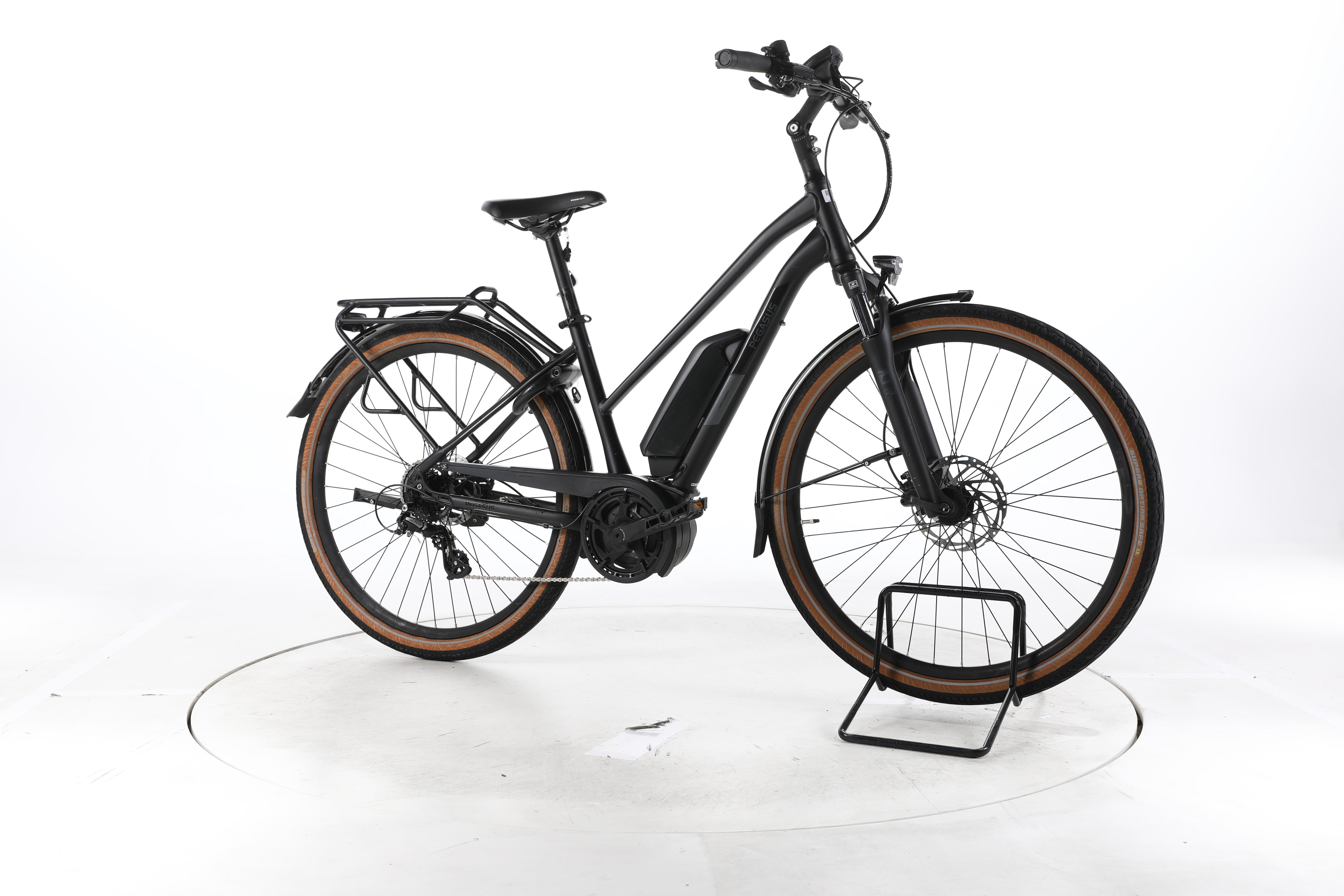 Pegasus Solero E8 Plus Trekking E-Bike - Image 2