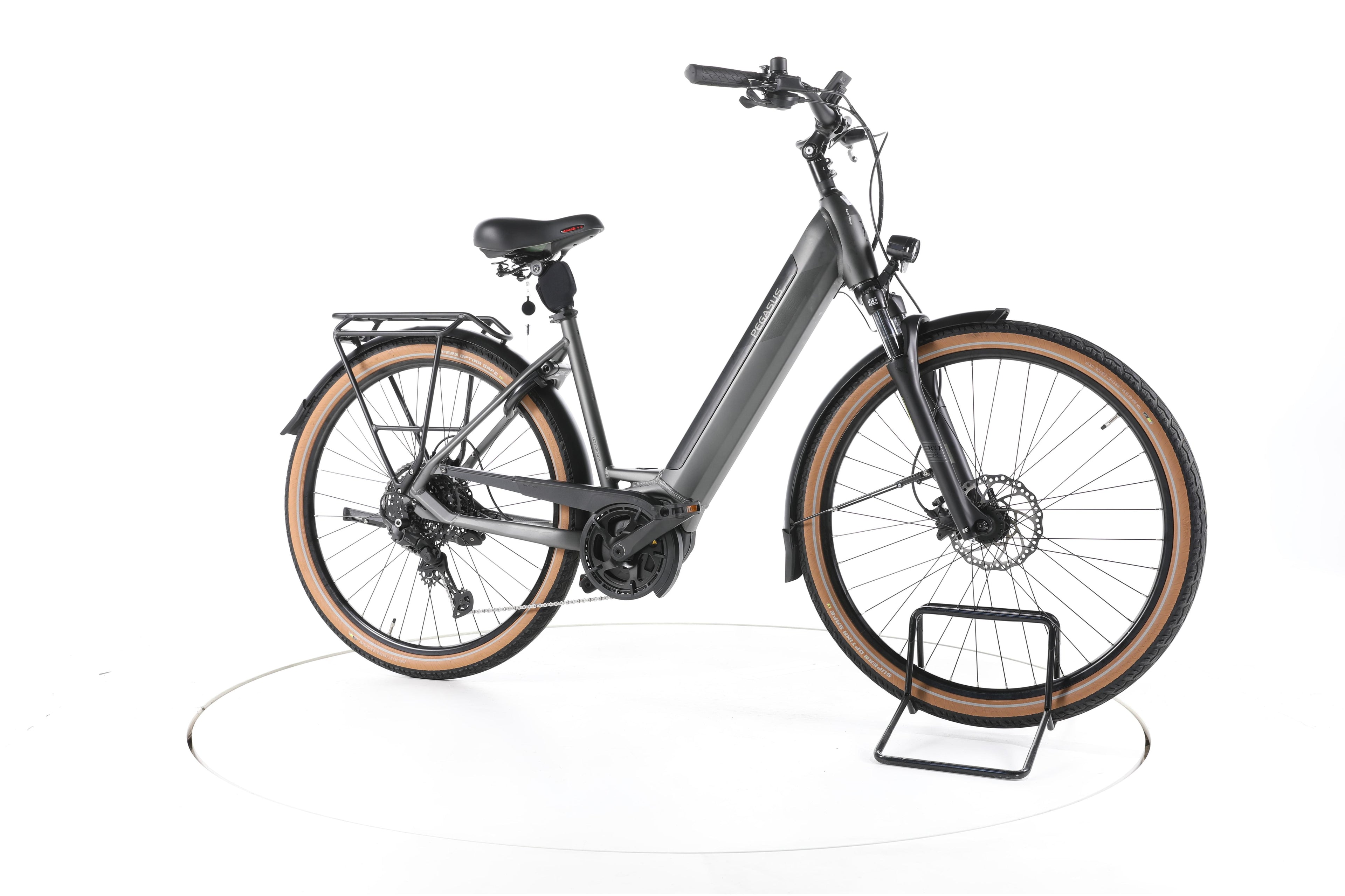 Pegasus Solero EVO 10 Trekking E-Bike Tiefeinsteiger 2024 - Image 2