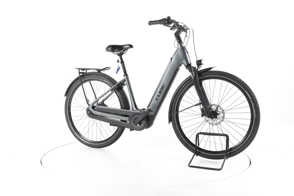 Cube Supreme Hybrid Pro City E-Bike Tiefeinsteiger 2024 - Image 2