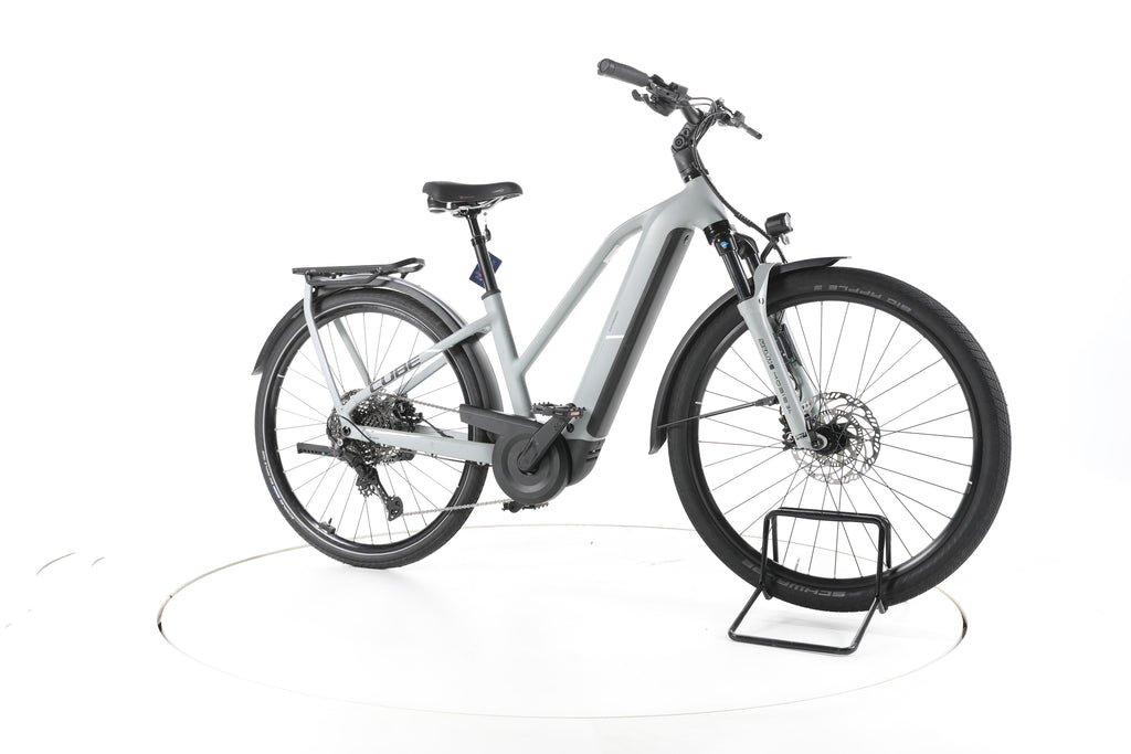 Cube Kathmandu Hybrid EX Trekking E-Bike 2025 - Image 2