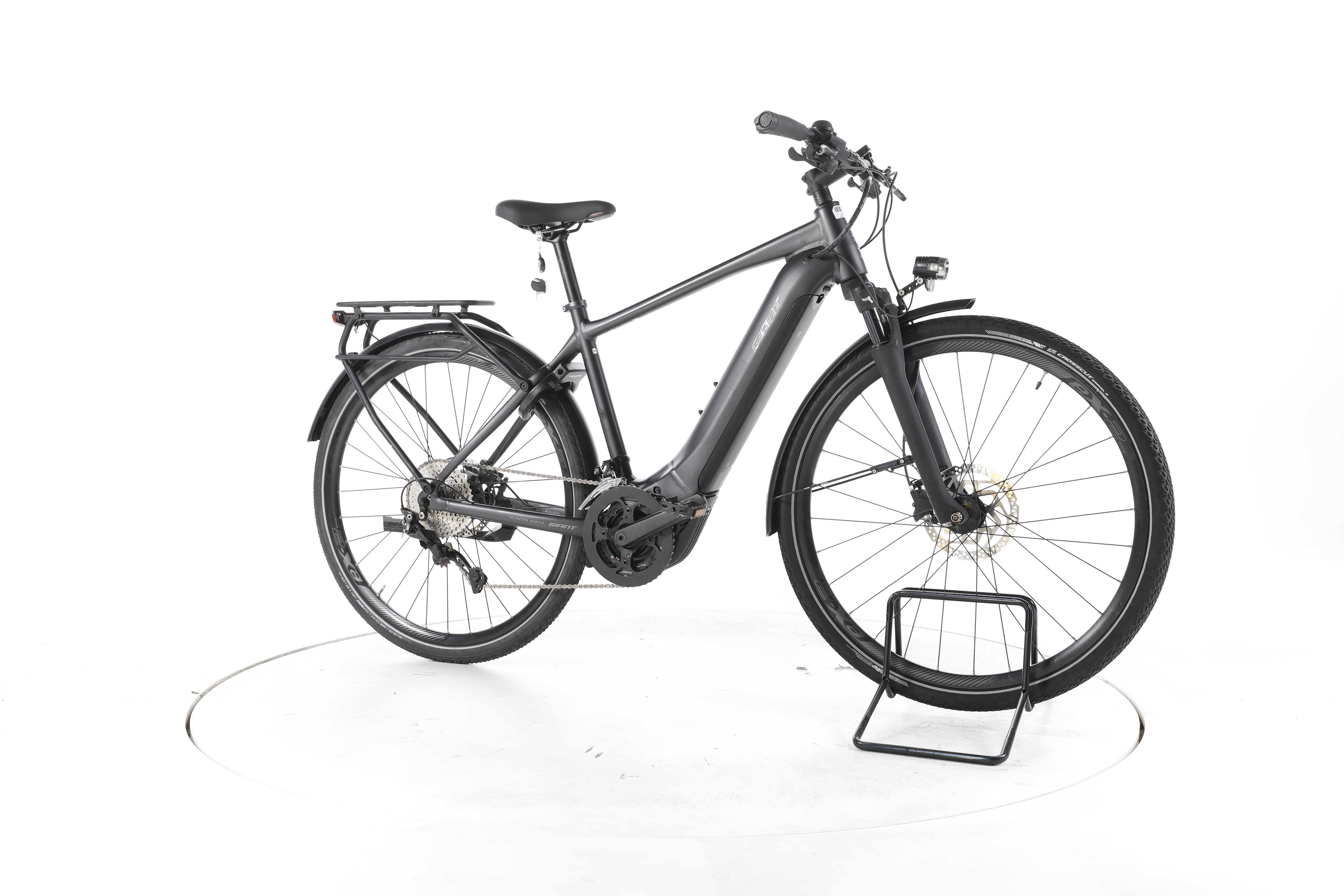 Giant Explore E+ Pro 1 Trekking E-Bike - Image 2