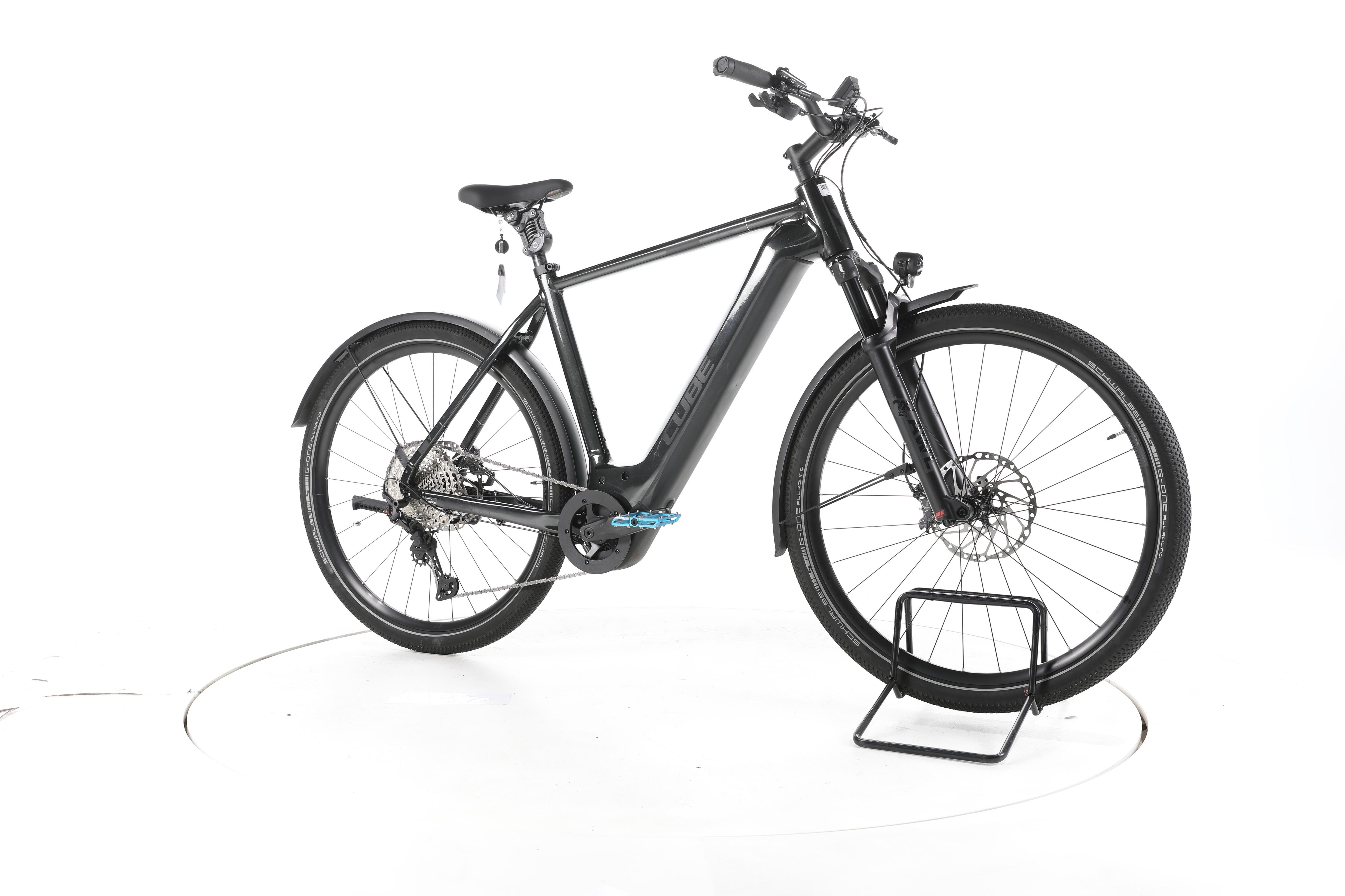 Cube Nuride Hybrid SLT Trekking E-Bike - Image 2