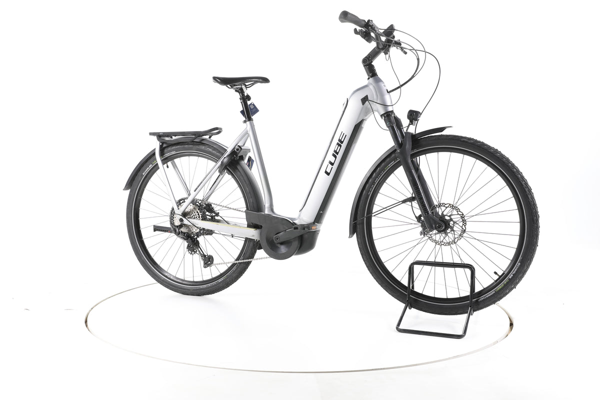 Cube Kathmandu Hybrid SL Trekking E-Bike Tiefeinsteiger - Image 2