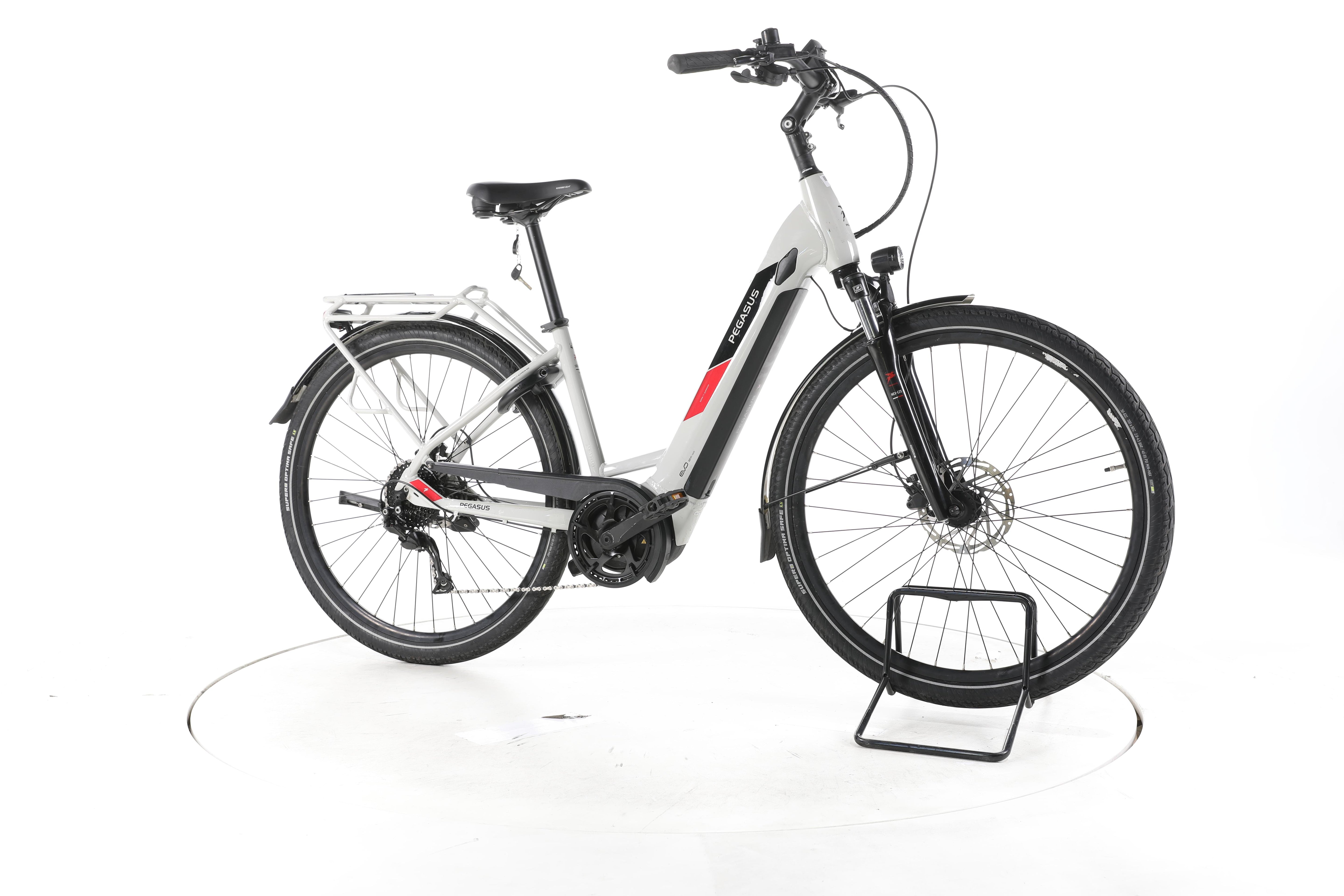 Pegasus Solero Evo 9 Trekking E-Bike Tiefeinsteiger - Image 2