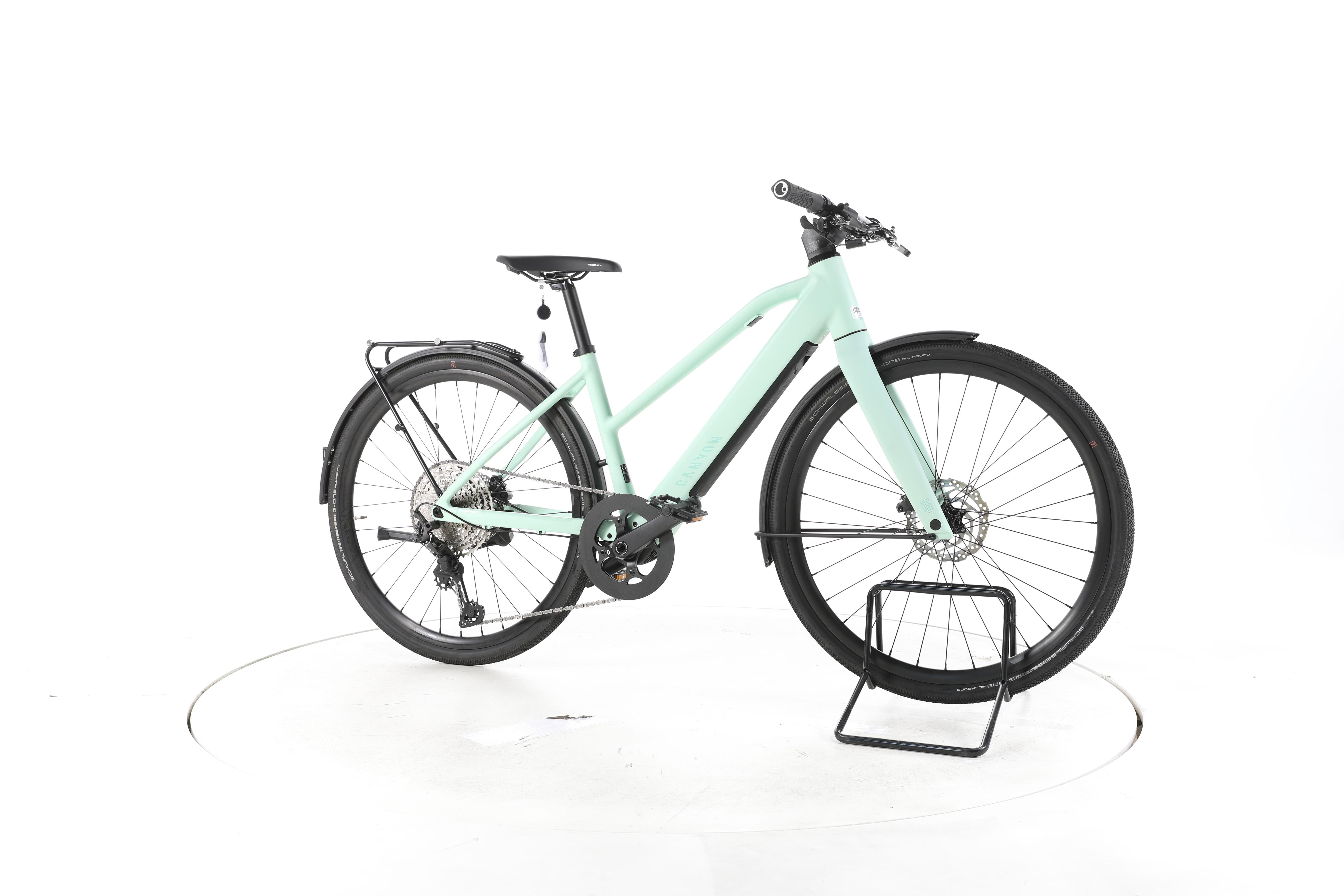 Canyon Commuter:ON 7 Trekking E-Bike - Image 2