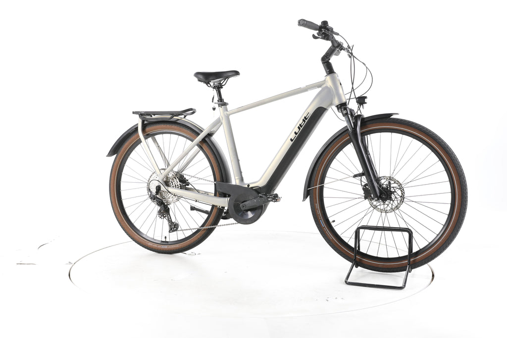 Cube Touring Hybrid Pro Trekking E-Bike - Image 2
