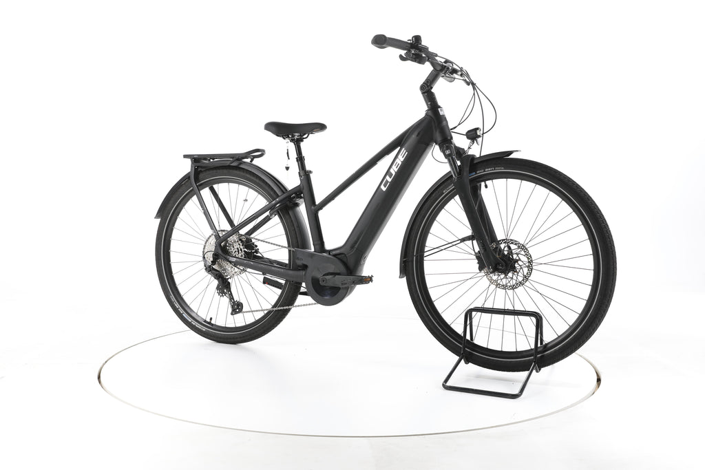 Cube Touring Hybrid Pro Trekking E-Bike - Image 2