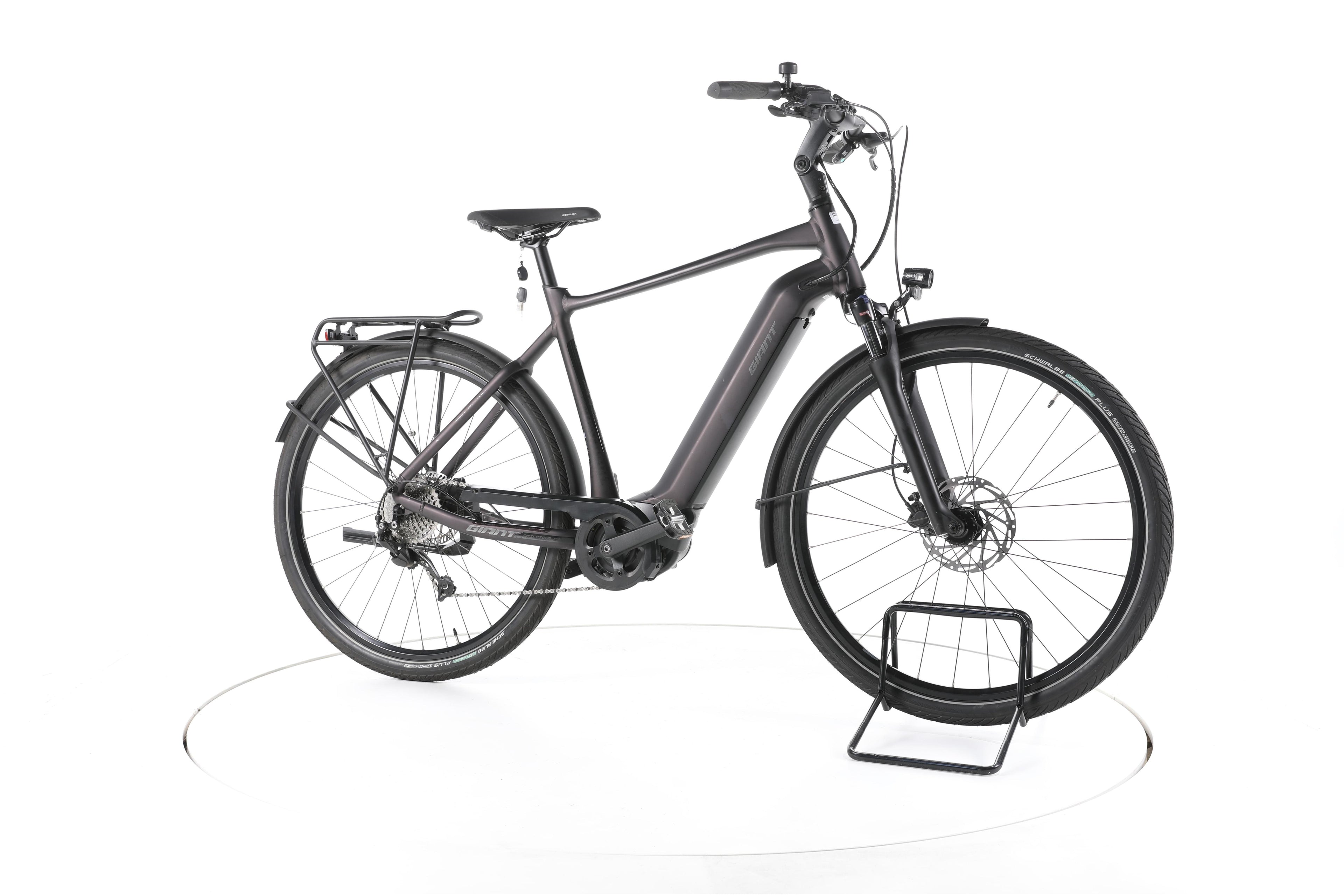 Giant DailyTour E+ 3 GTS Trekking E-Bike 2023 - Image 2