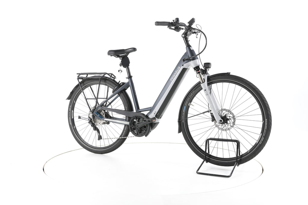 Pegasus Premio EVO 10 Lite Trekking E-Bike Tiefeinsteiger - Image 2