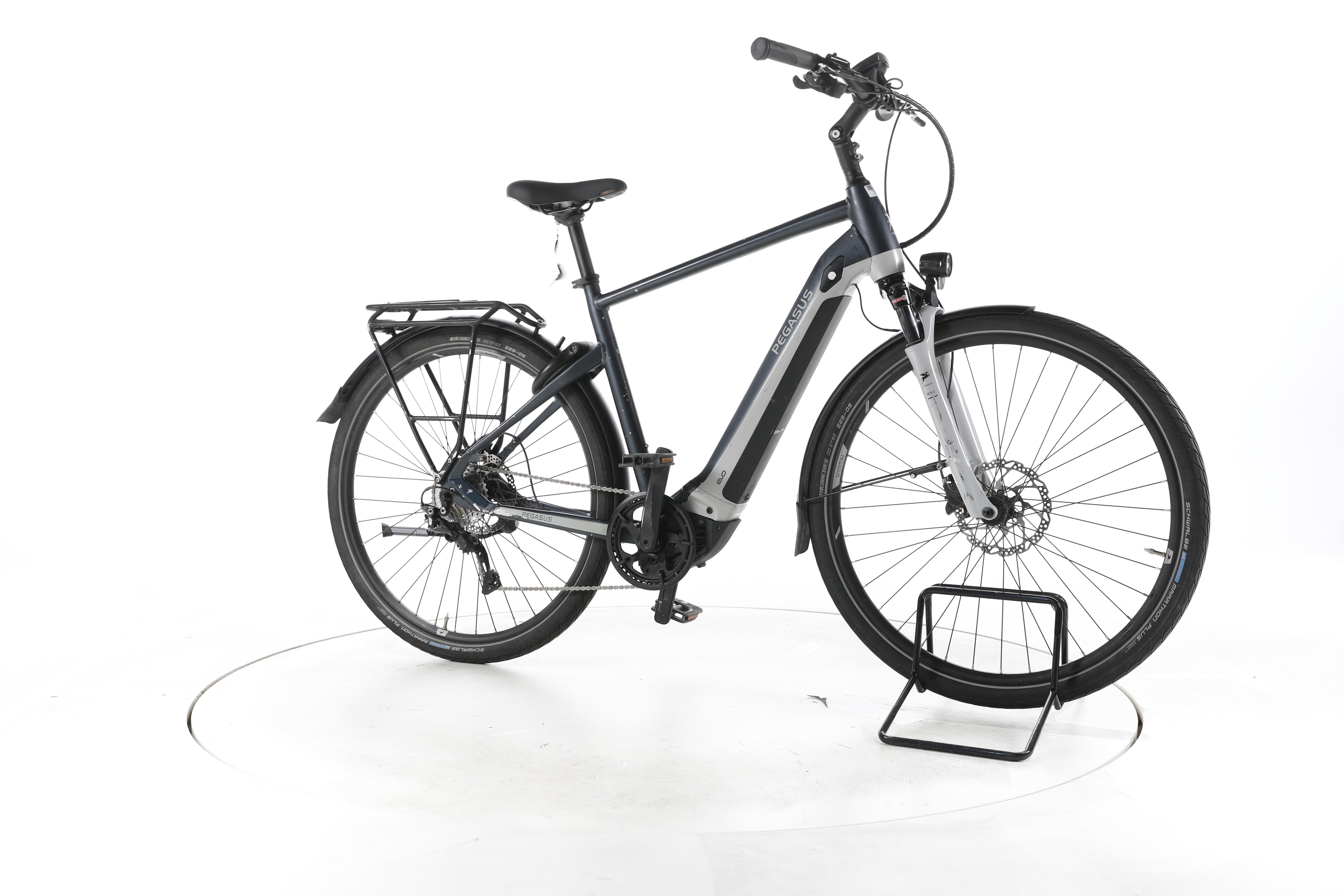 Pegasus Premio EVO Lite Trekking E-Bike - Image 2
