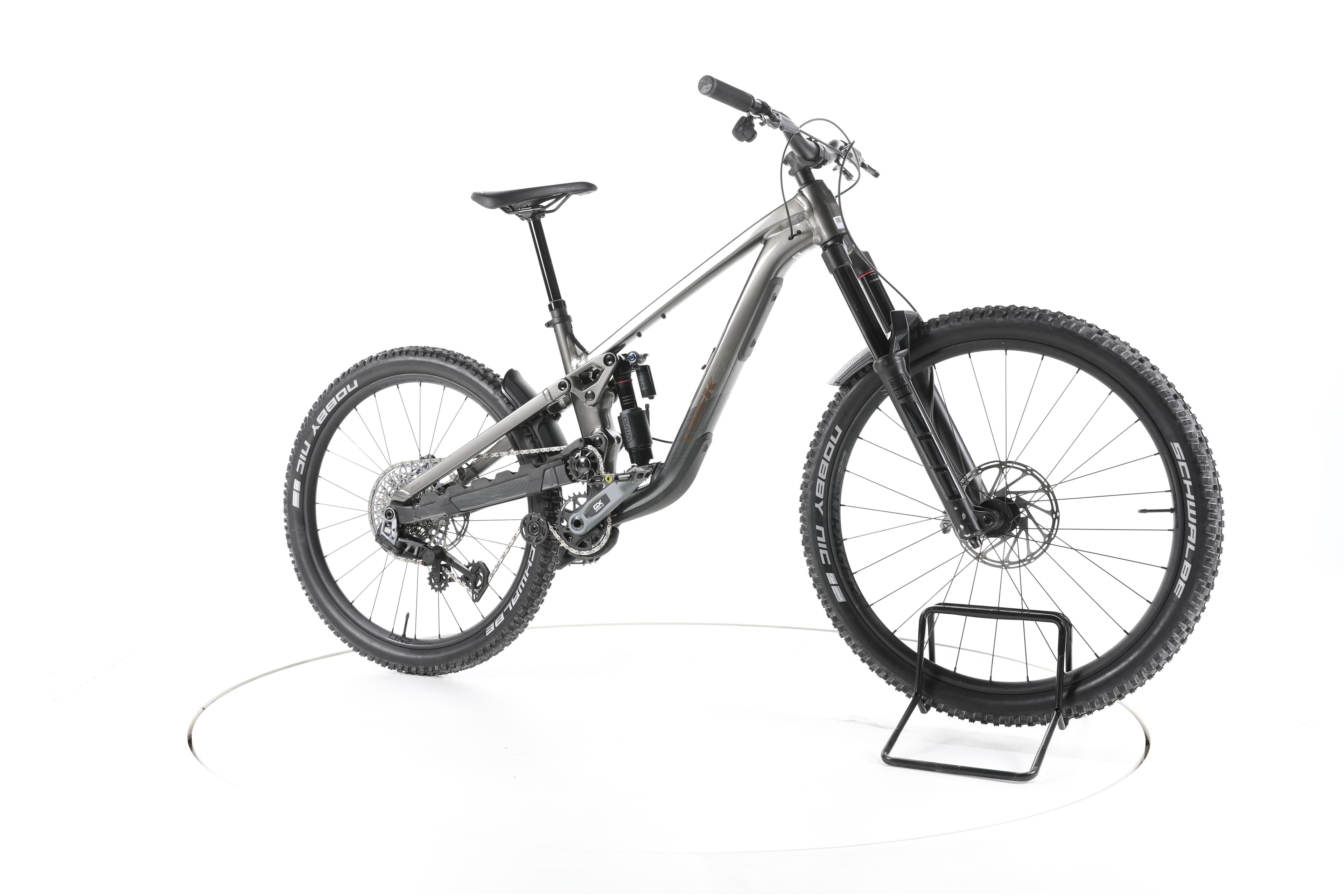 Trek Slash 9 GX AXS T-Type Gen 6 - Image 2