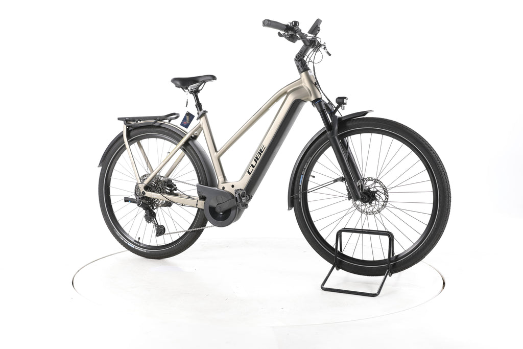 Cube Kathmandu Hybrid Pro Trekking E-Bike 2024 - Image 2