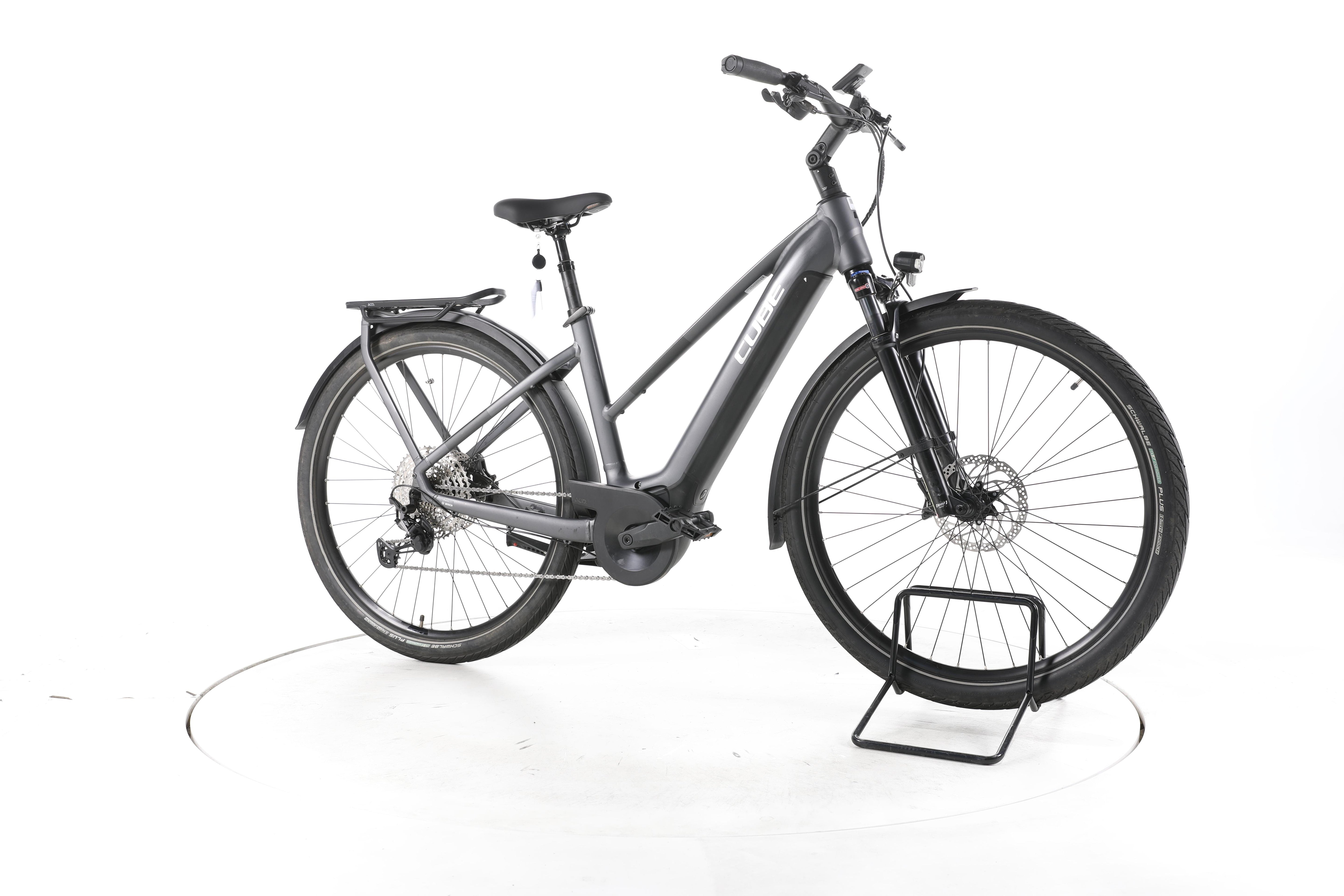 Cube Touring Hybrid EXC Trekking E-Bike - Image 2