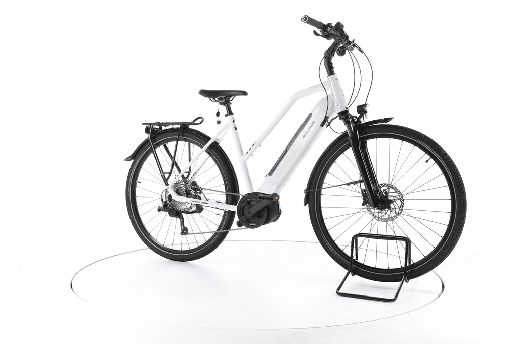 Raleigh Kent 9 Trekking E-Bike - Image 2