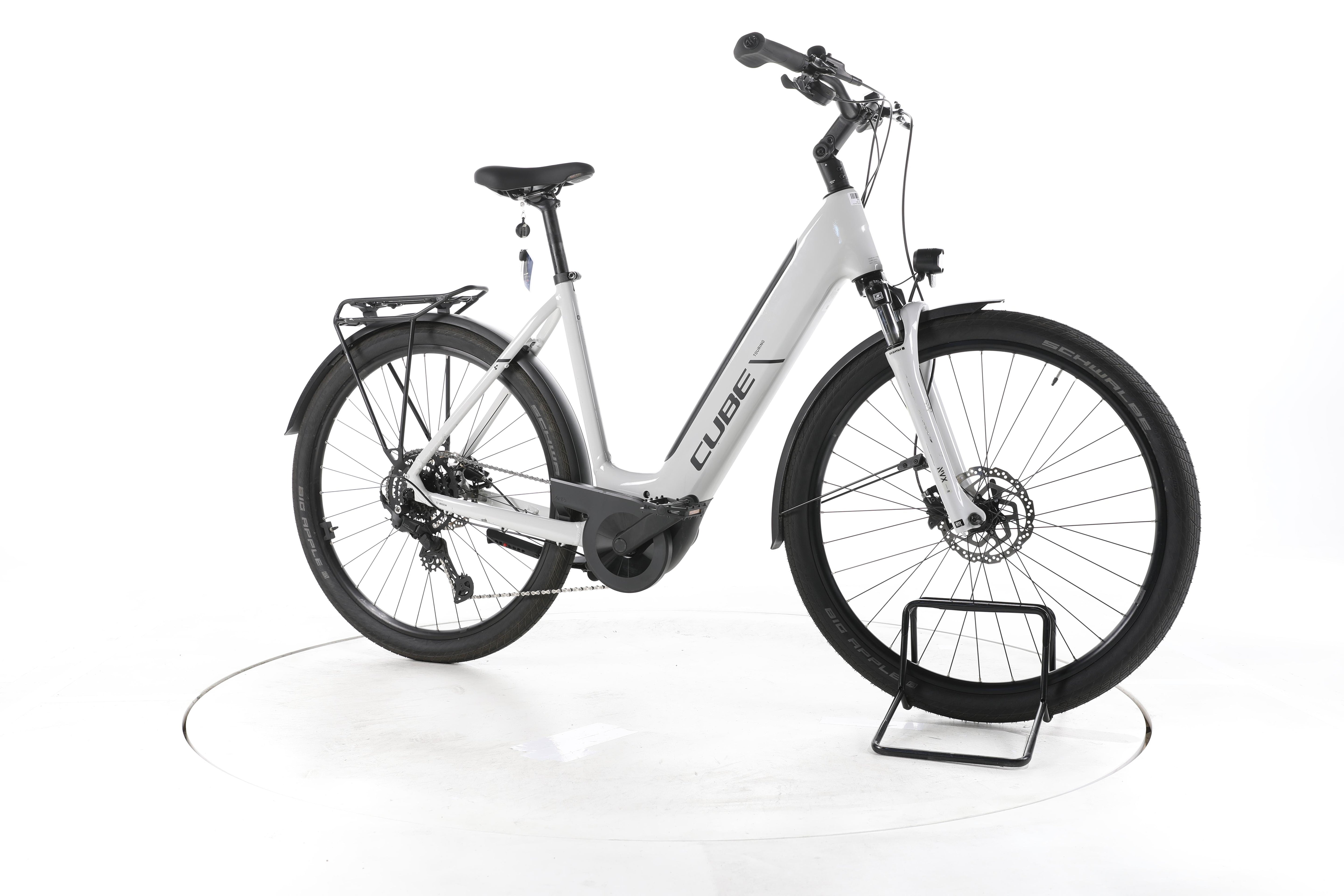 Cube Touring Hybrid ONE Trekking E-Bike Tiefeinsteiger 2025 - Image 2