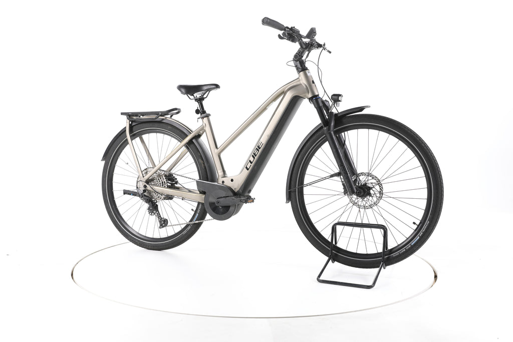 Cube Kathmandu Hybrid Pro Trekking E-Bike - Image 2