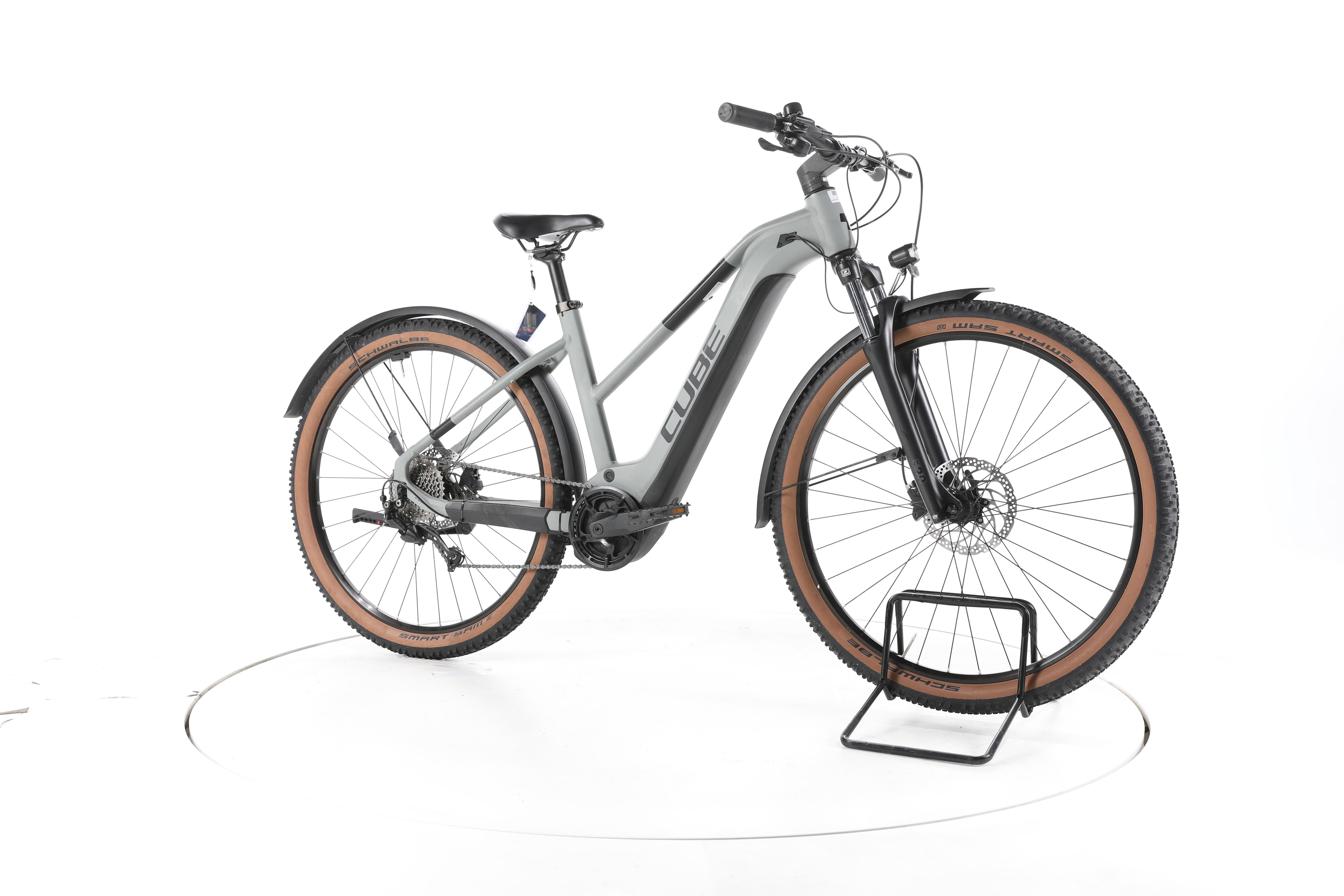 Cube Reaction Hybrid Performance Allroad Trekking E-Bike - Image 2