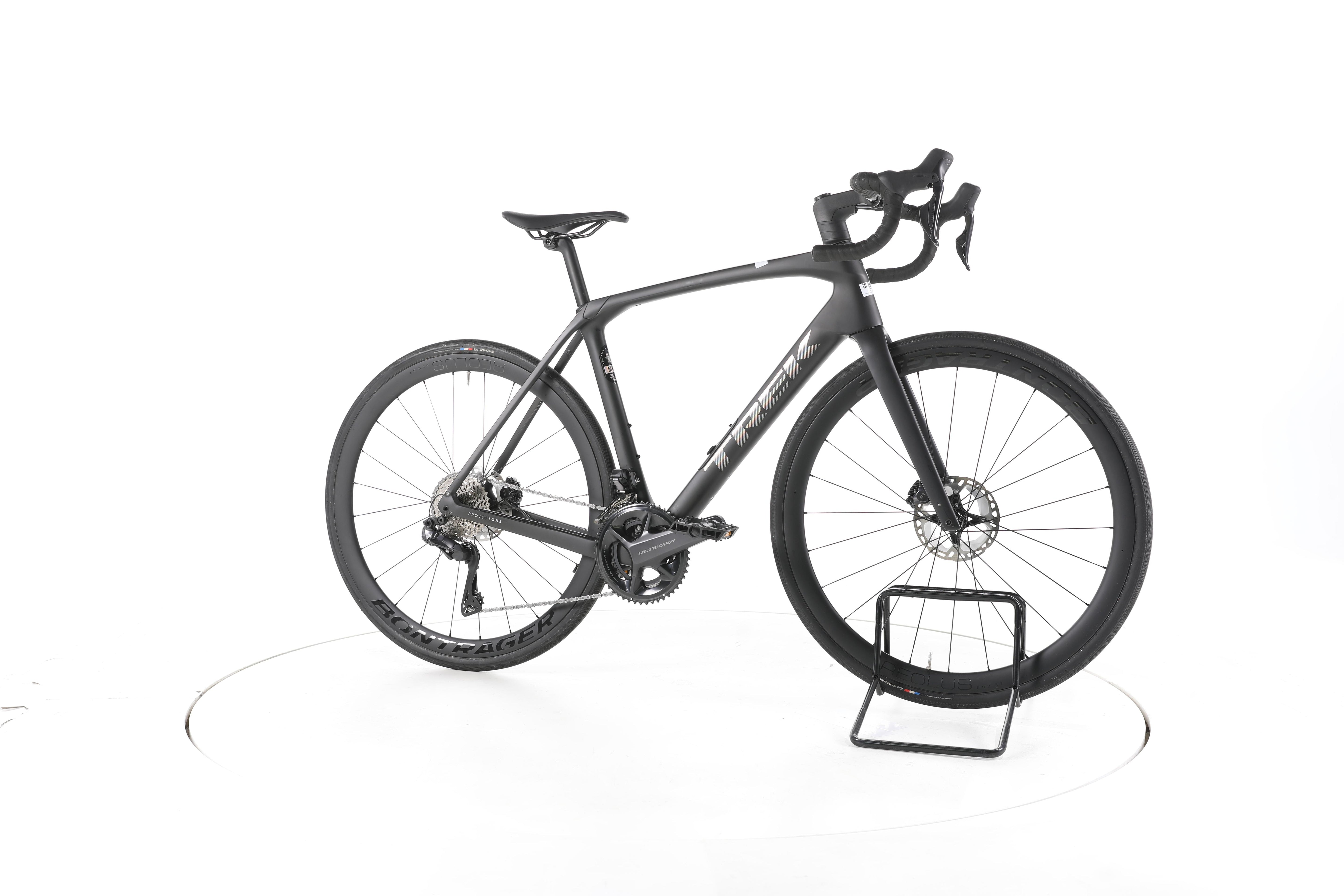 Trek Domane SLR 7 Gen 4 - Image 2