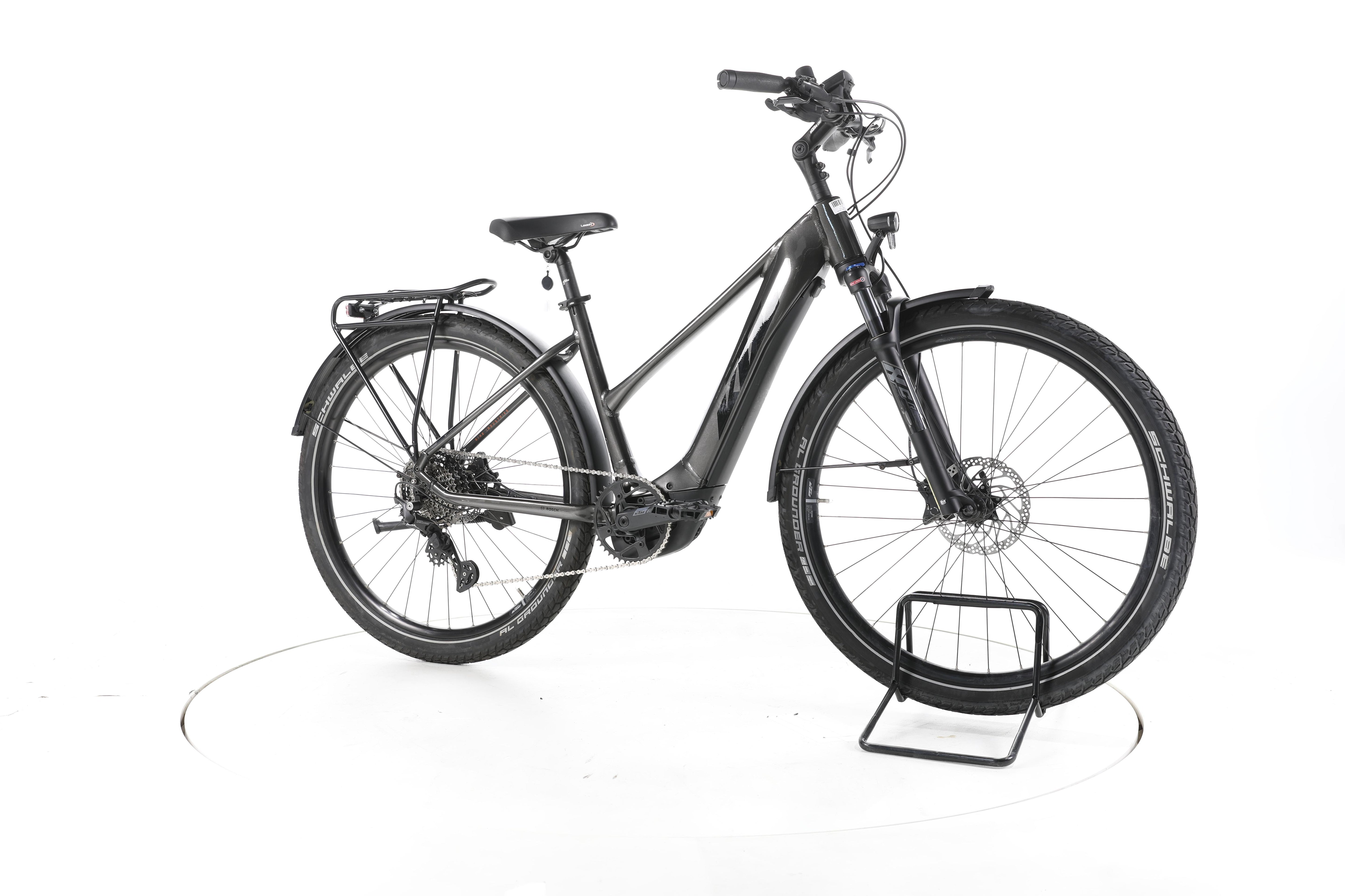 KTM Macina Gran 620 Trekking E-Bike - Image 2