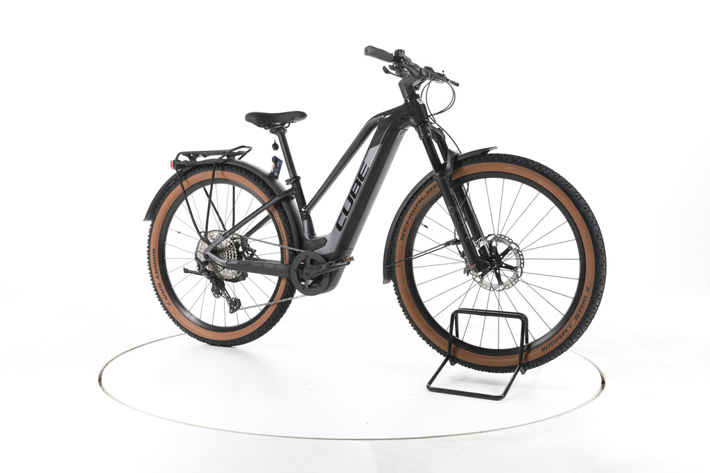 Cube Reaction Hybrid SLT Trekking E-Bike - Image 2