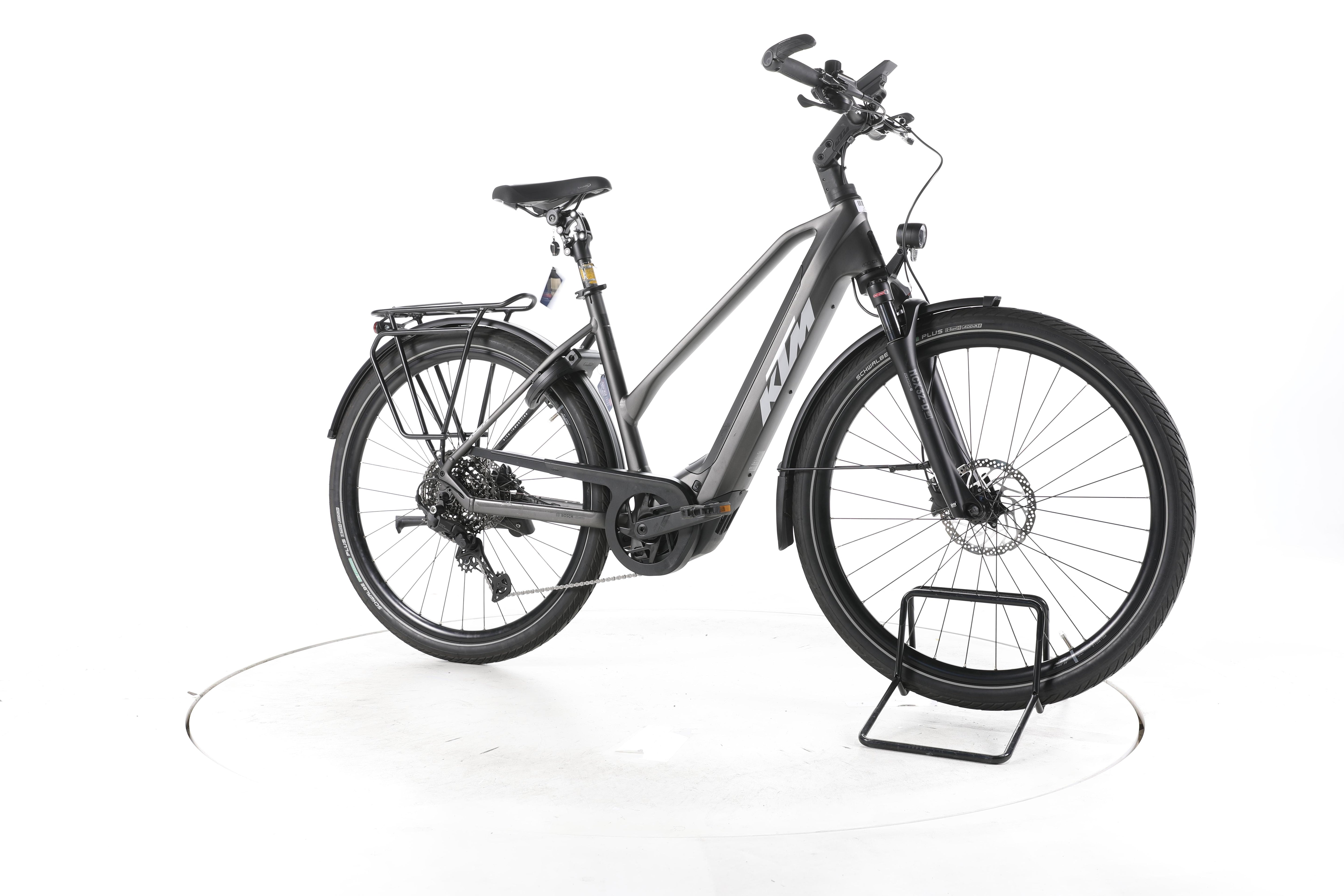 KTM Cento 10 Plus Trekking E-Bike 2025 - Image 2
