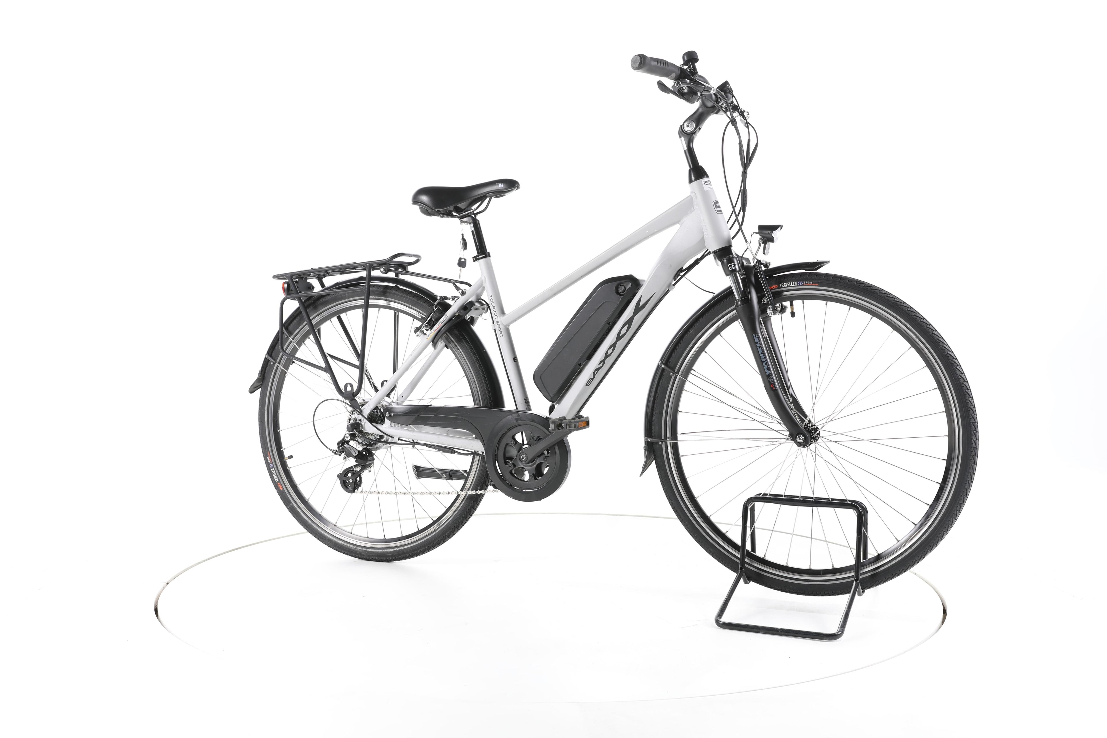 SAXXX Touring Sport Trekking E-Bike - Image 2
