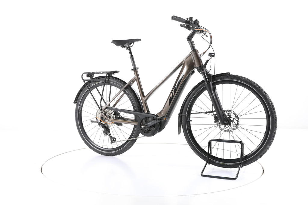 KTM Macina Ultimate Pro Trekking E-Bike - Image 2