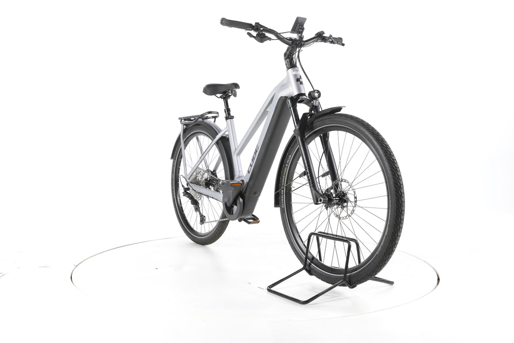 Cube Kathmandu Hybrid SLX Trekking E-Bike 2024 - Image 3