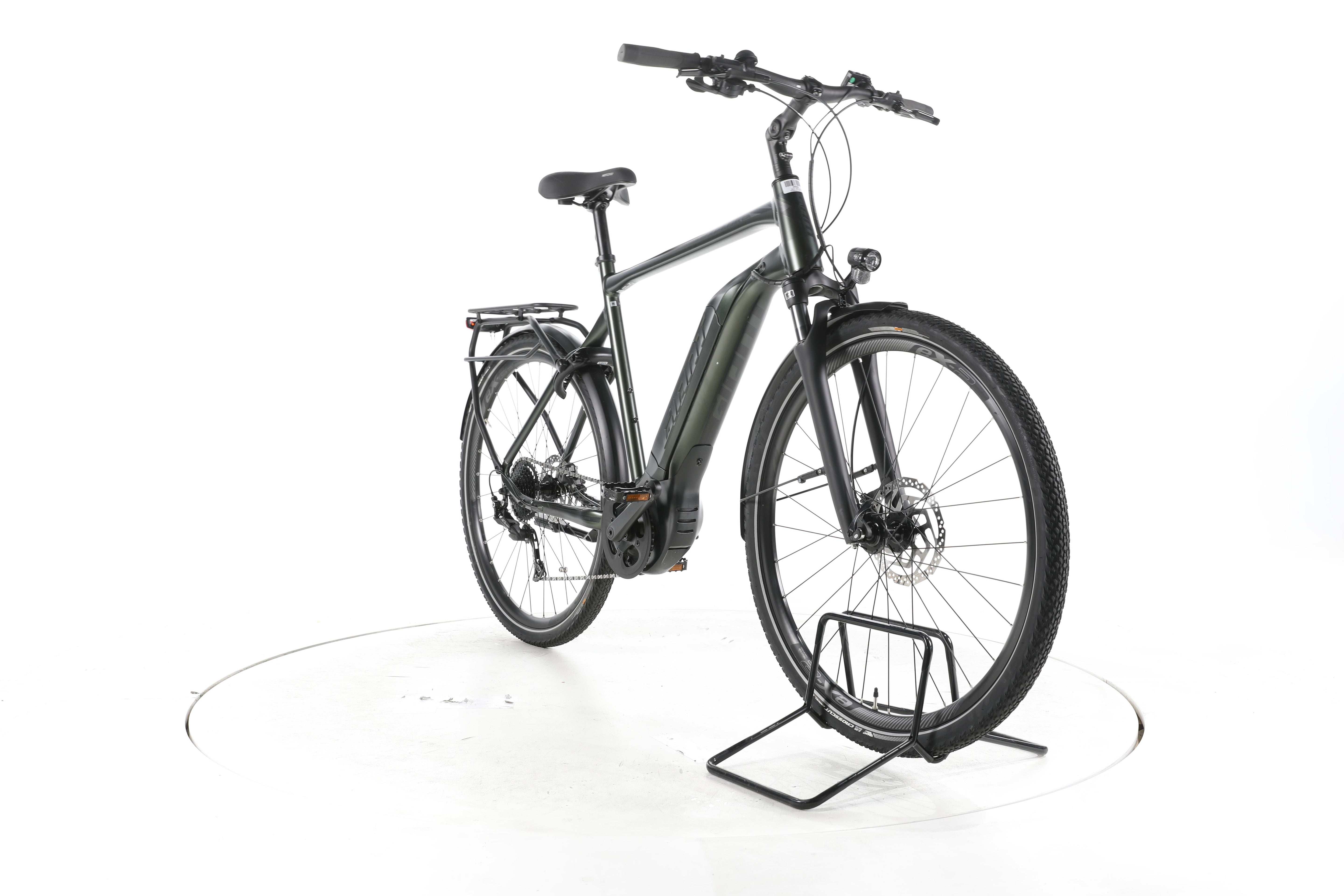 Giant Explore E+ 3 Trekking E-Bike - Image 3