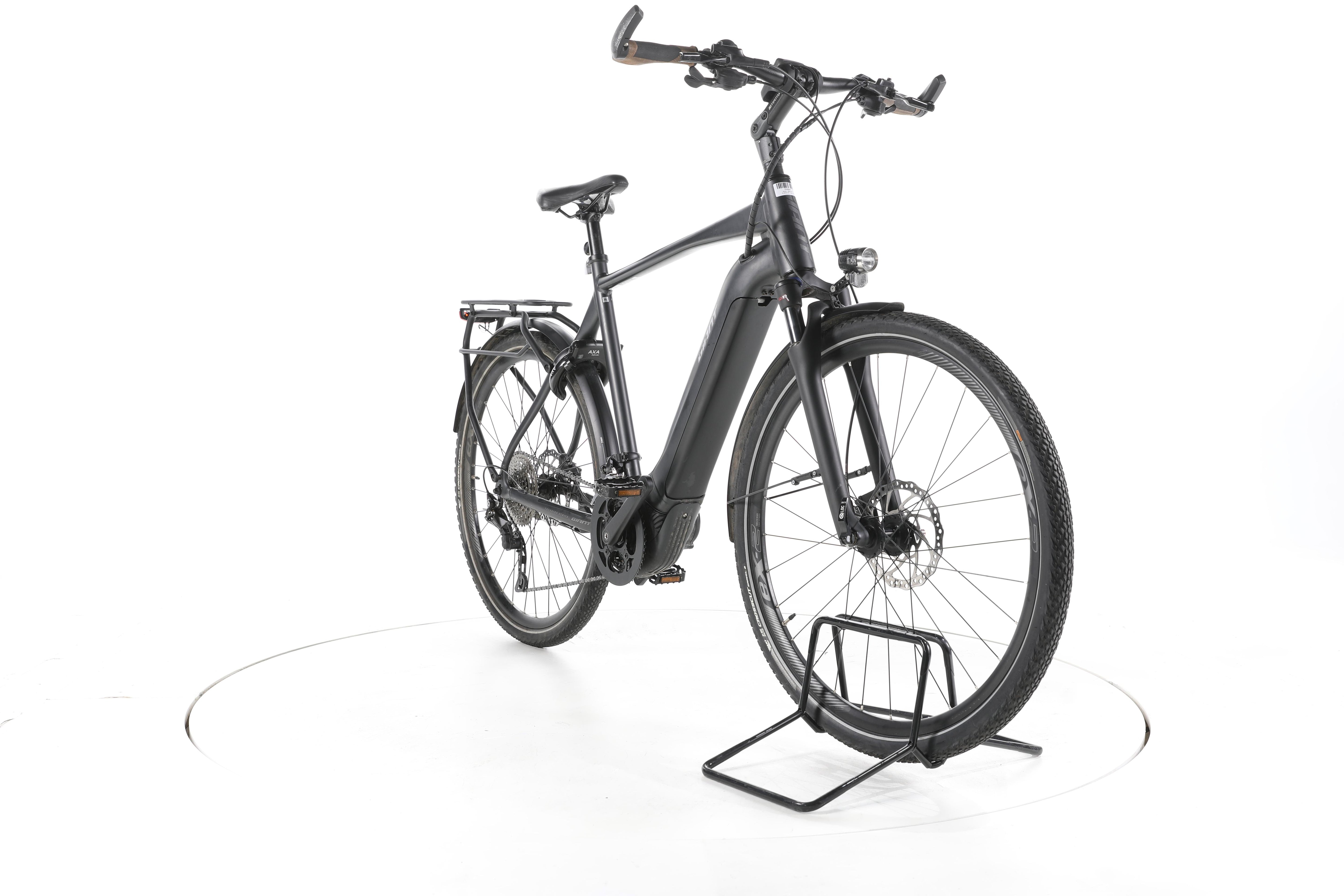 Giant Explore E+ 1 Trekking E-Bike - Image 3