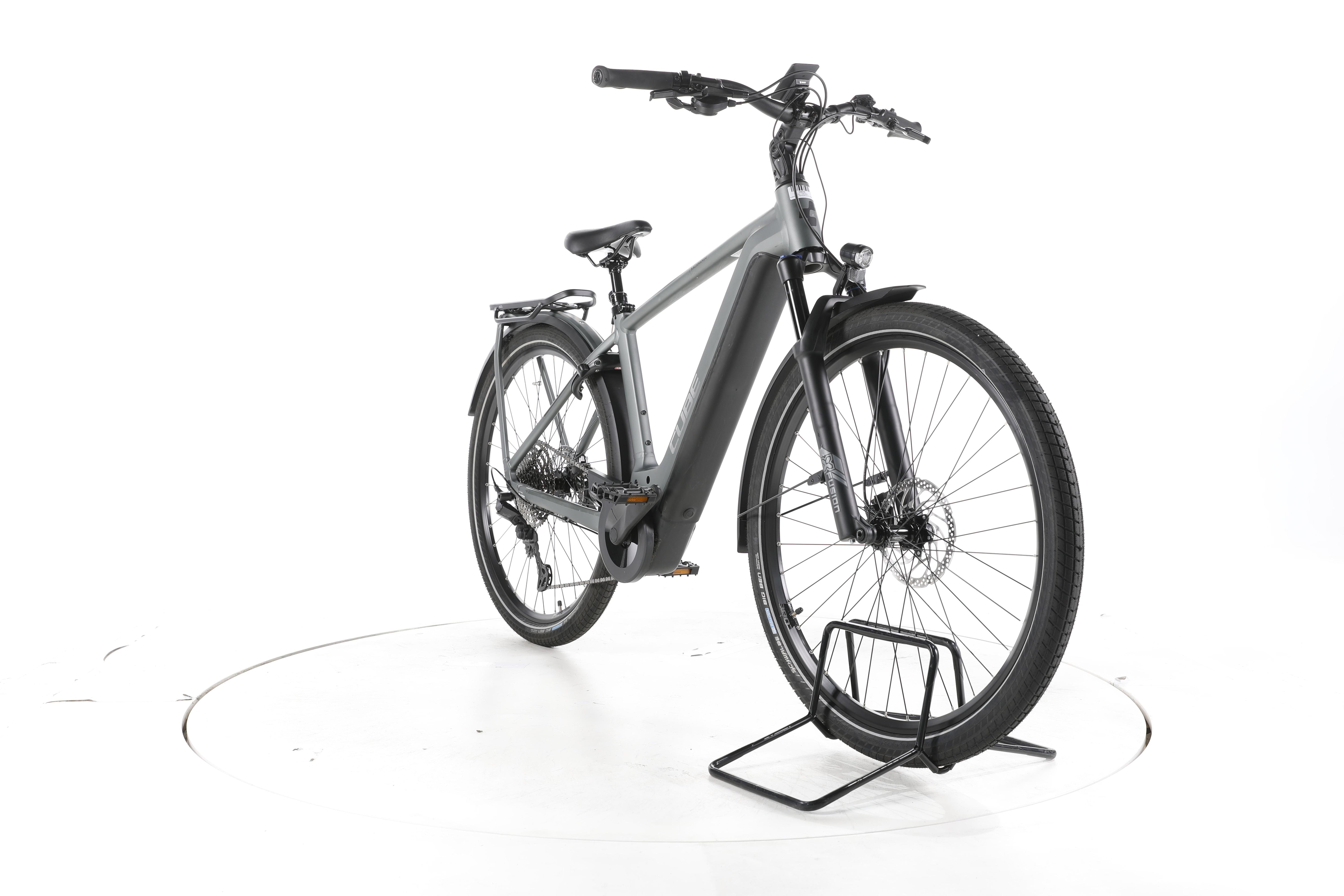 Cube Kathmandu Hybrid Pro Trekking E-Bike 2024 - Image 3