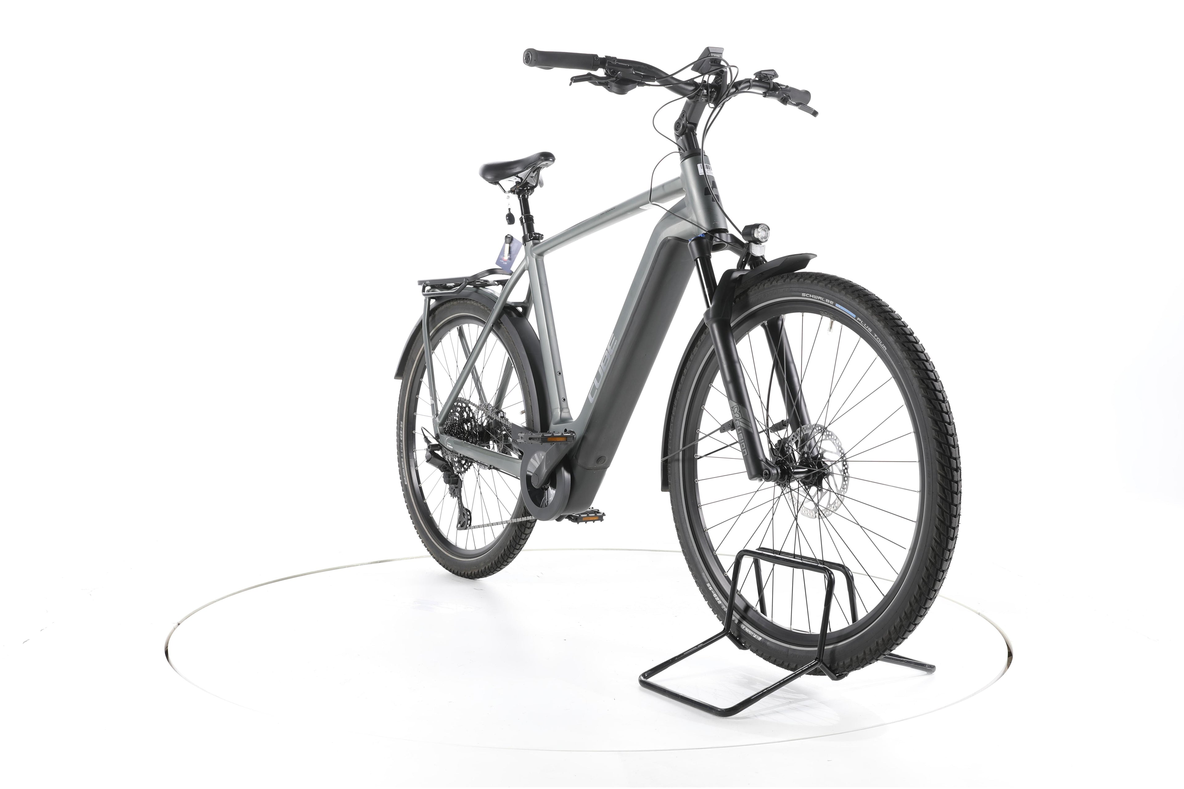 Cube Kathmandu Hybrid Pro Trekking E-Bike 2024 - Image 3