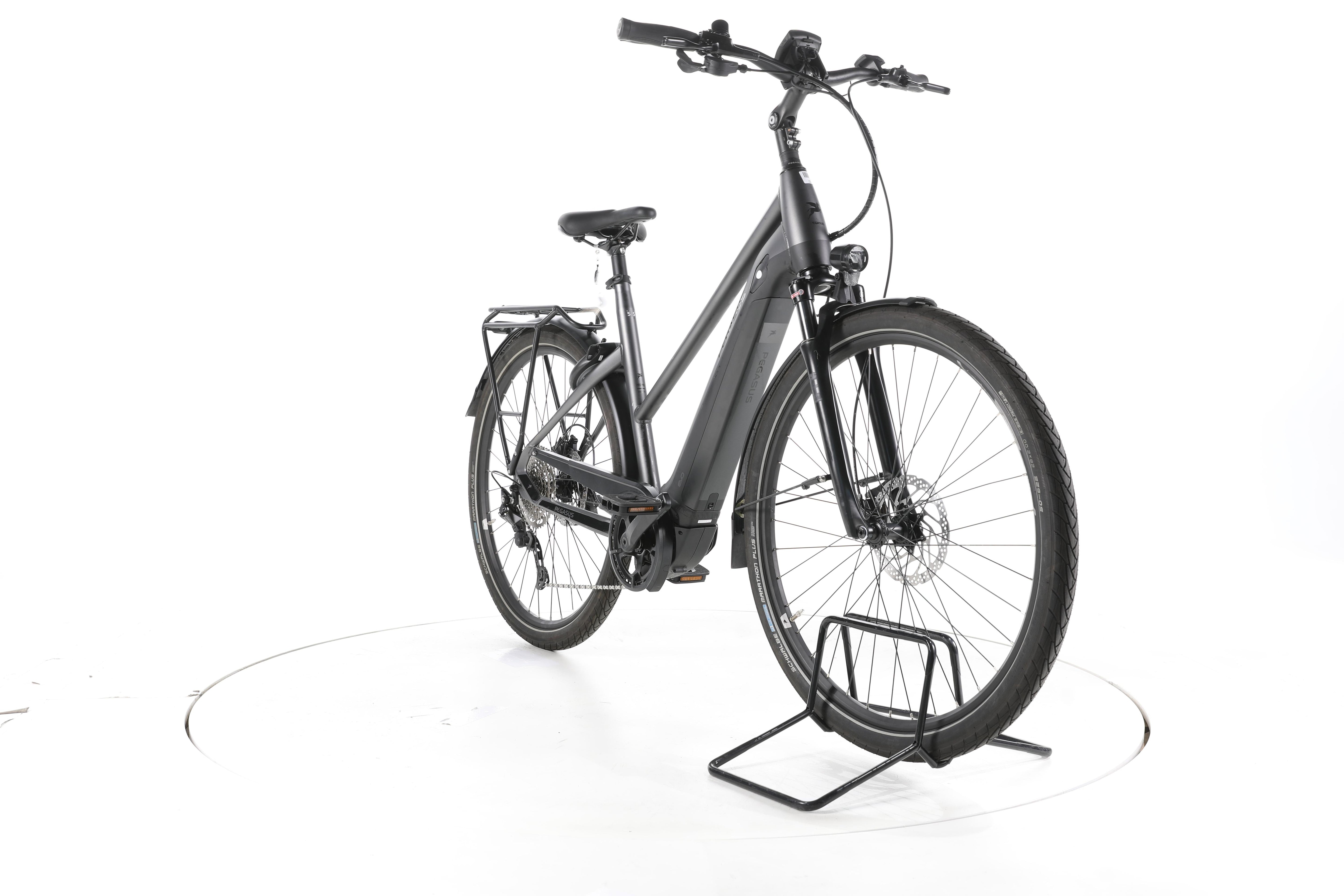 Pegasus Premio EV Er28 Trekking E-Bike - Image 3