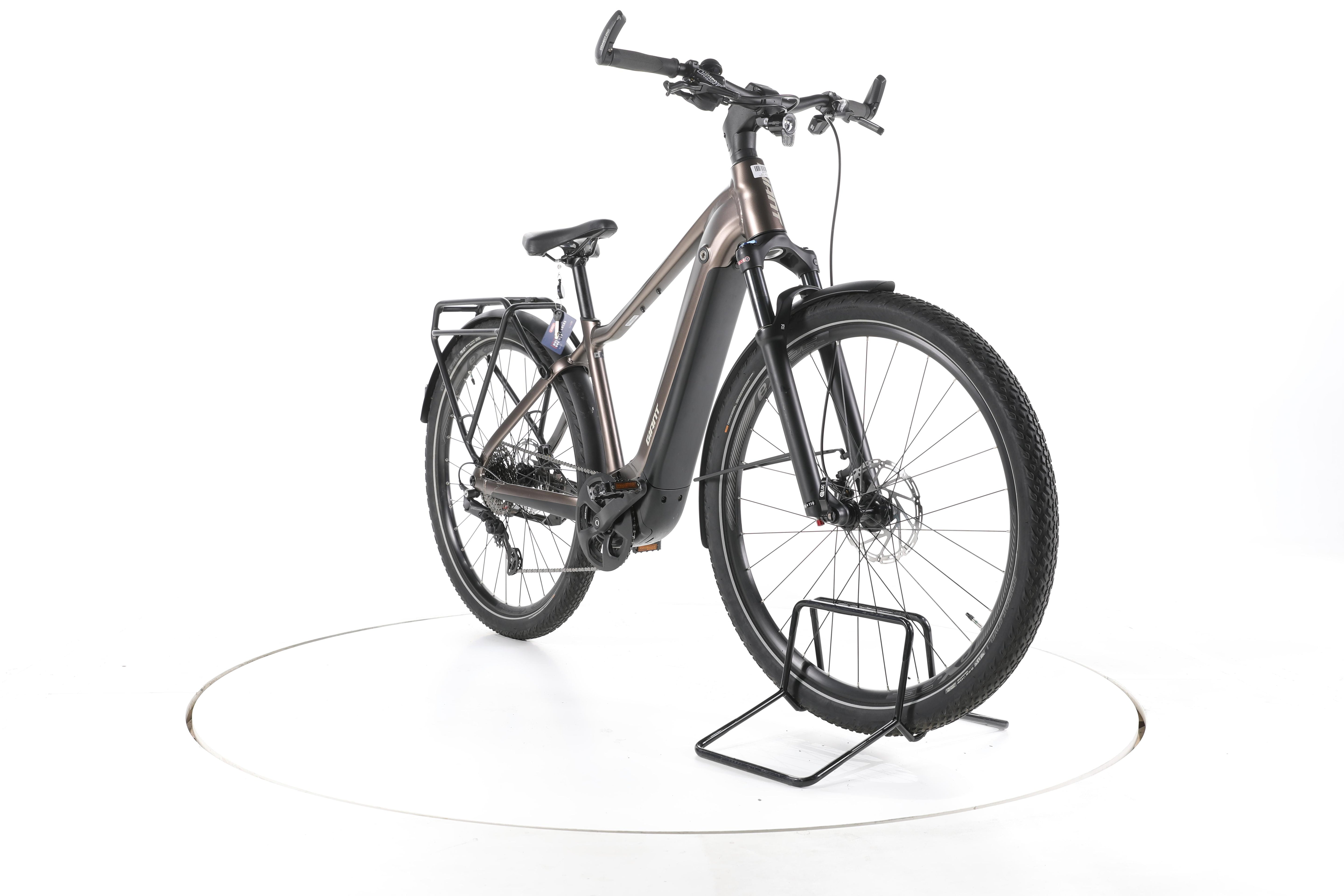 Giant Explore E+ Pro 1 Trekking E-Bike - Image 3